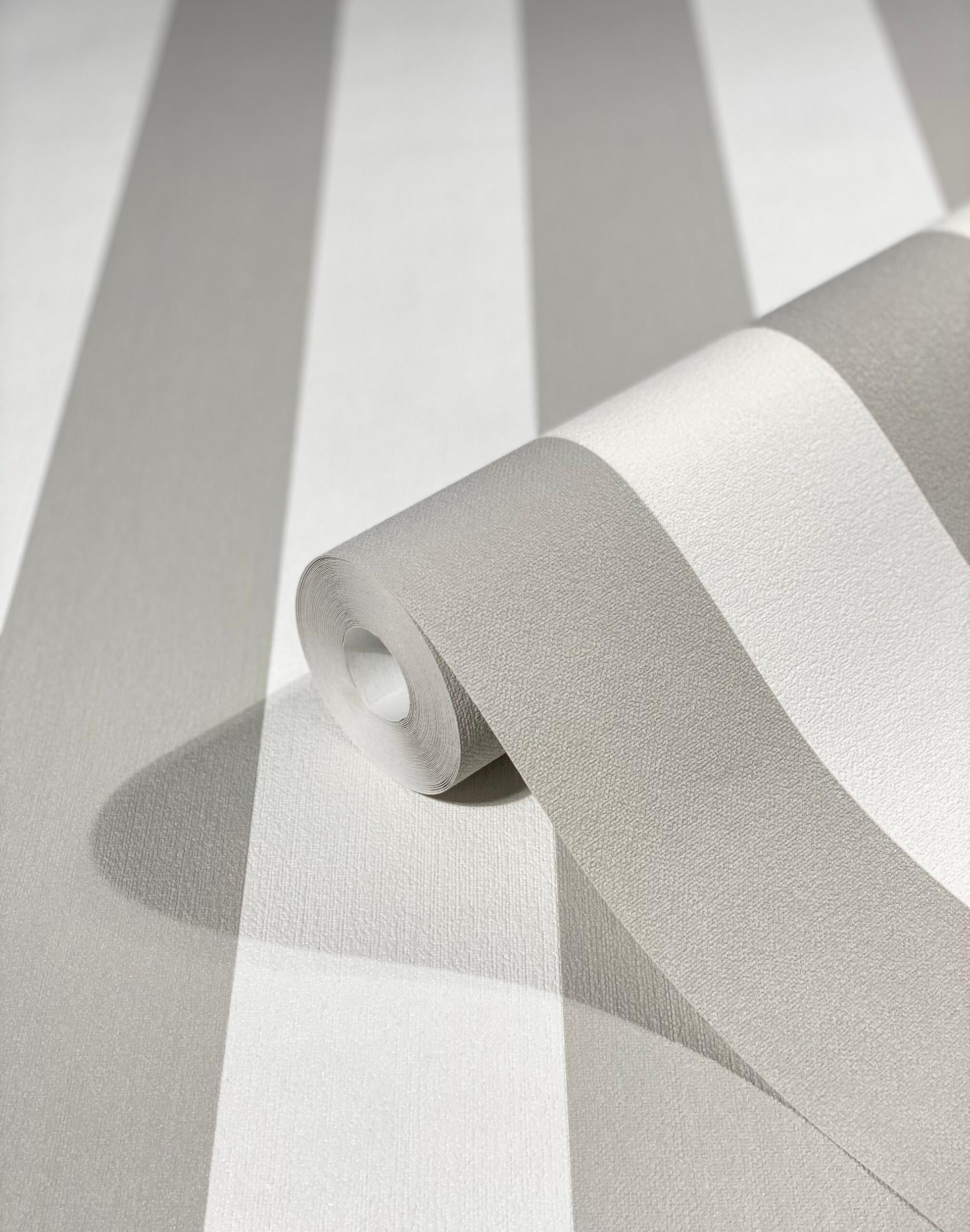Stribet tapet non-woven Novamur Yvi hvid, grå