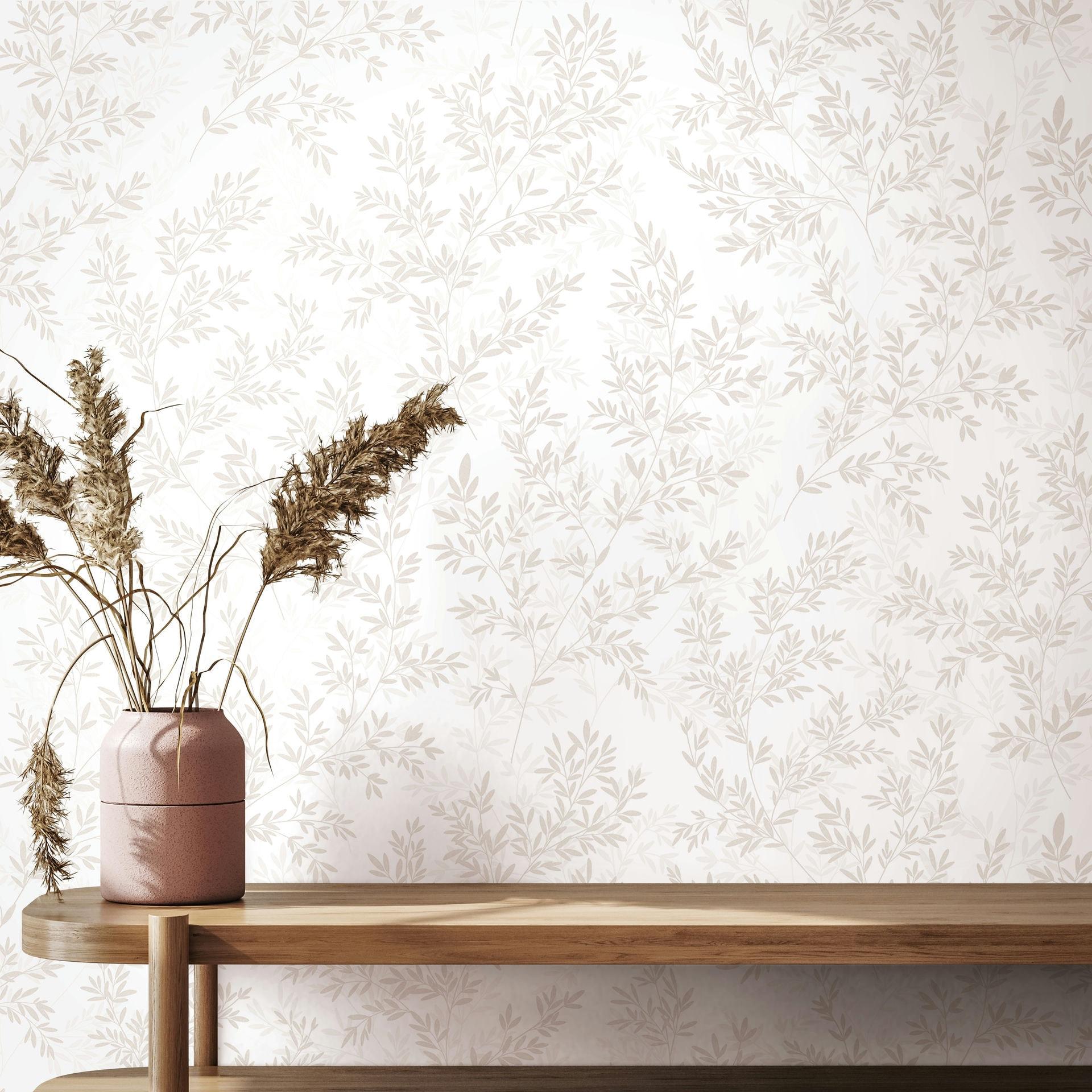 Vliesbehang bladeren bloem natuur mat in wit beige