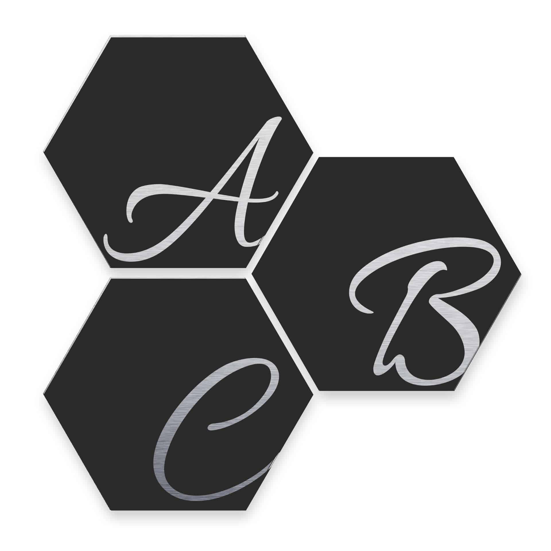 Hexagon bogstaver - Alu-dibond Sølveffekt, sort