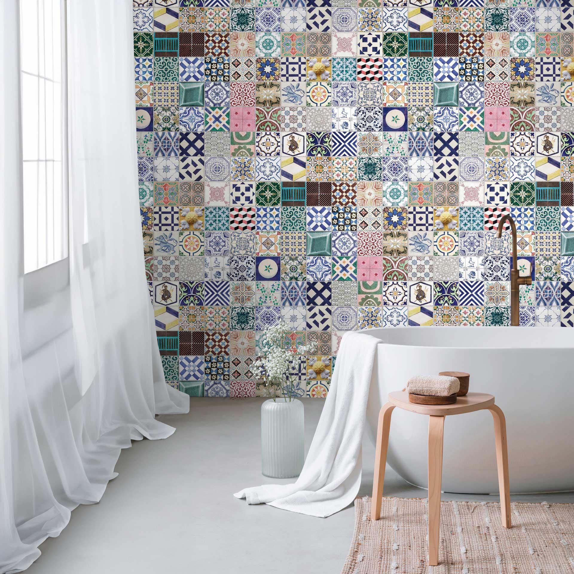 Patchworktapet med farverigt fliselook - middelhavstapet - dekorativt non-woven tapet