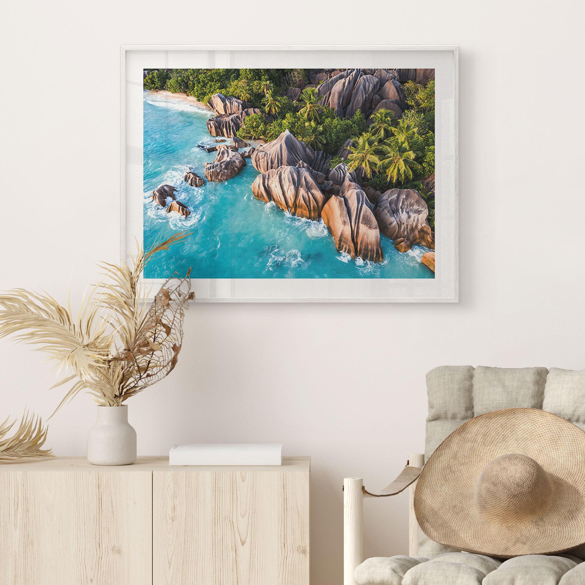 Poster Tropische Felsenküste der Seychellen - Colombo