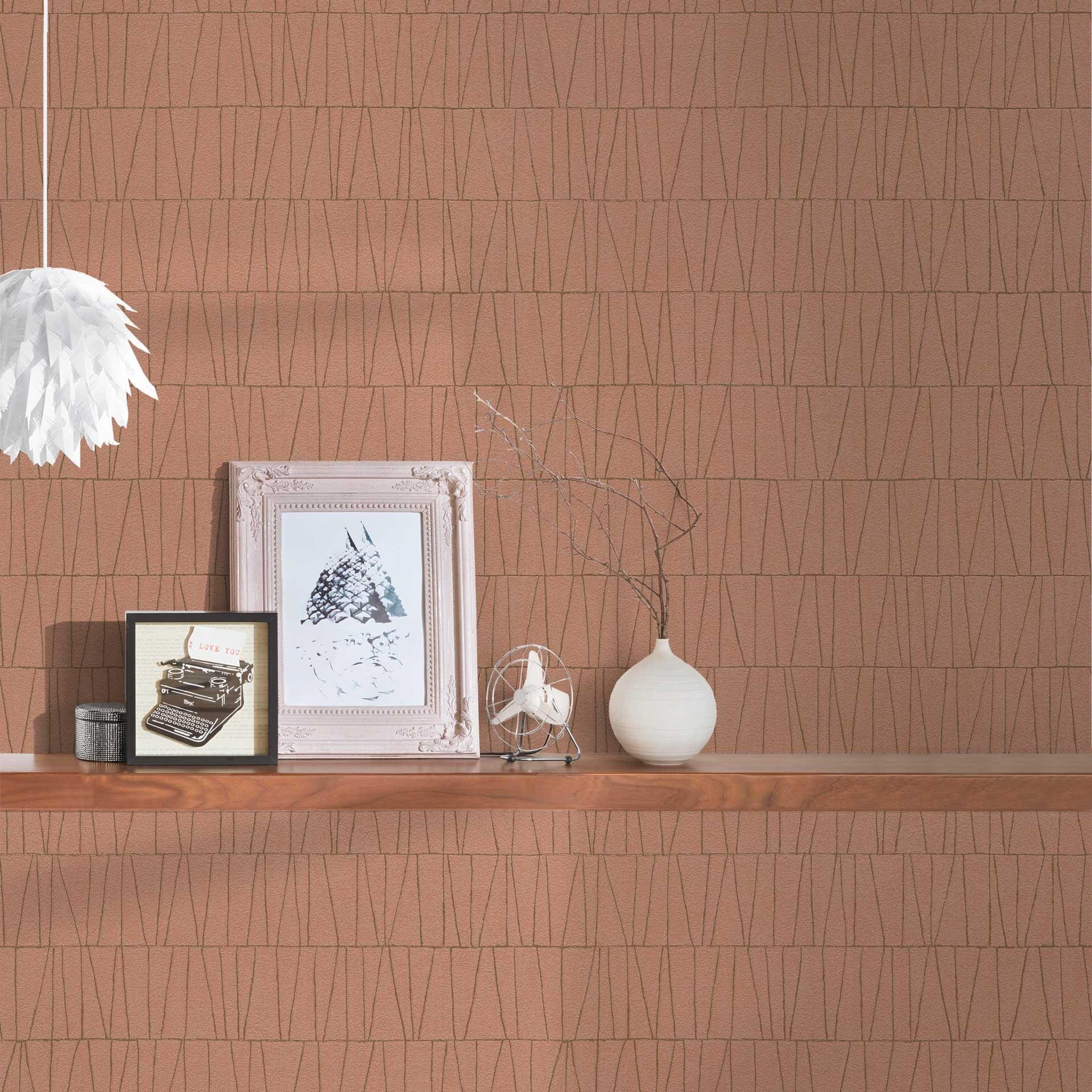 grafisk tapet med stregmønster rosa guld - linieret grafisk mønster tapet - non-woven tapet