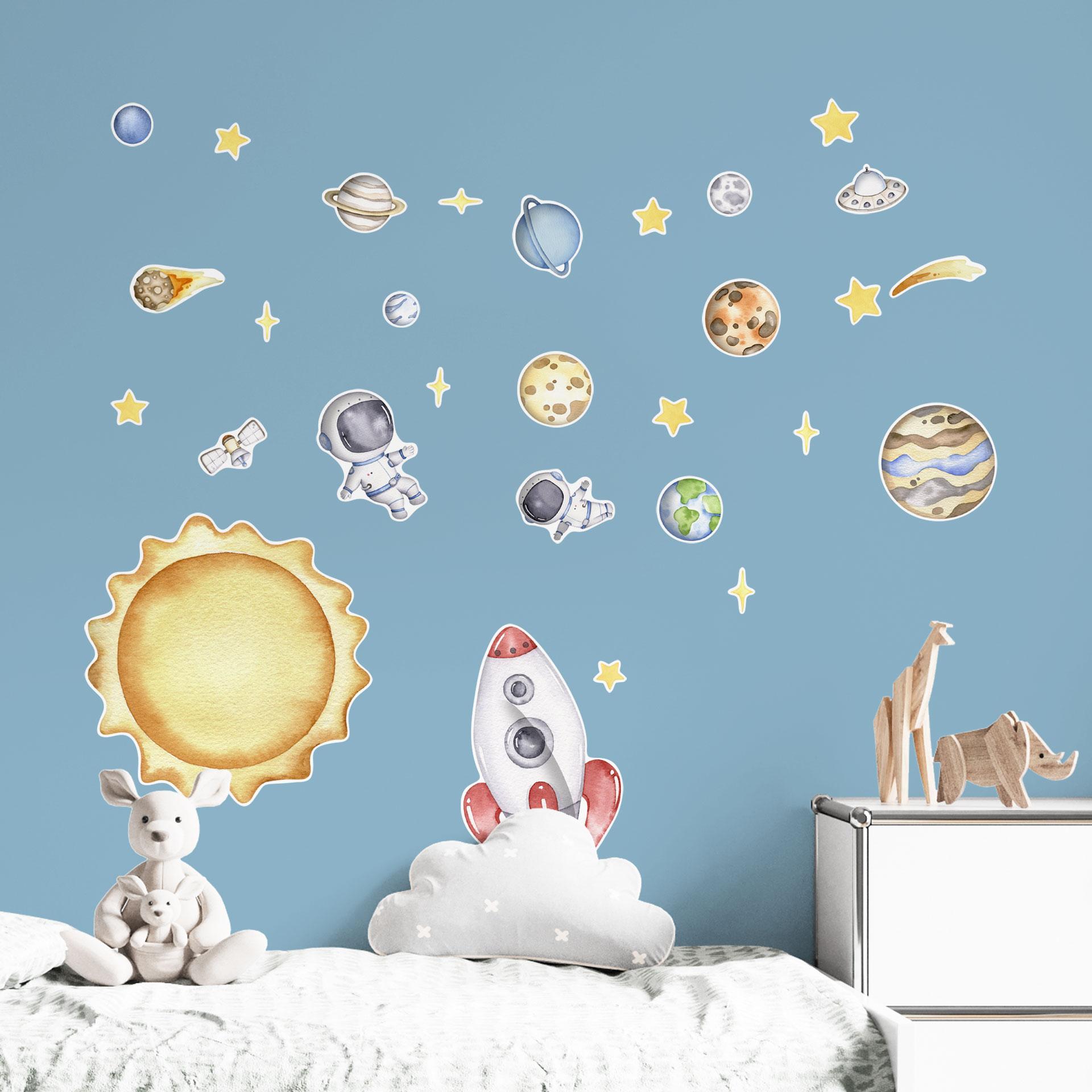 Wallsticker til børn - Rumeventyr med astronauter - Oliver Robins - 50x70 cm
