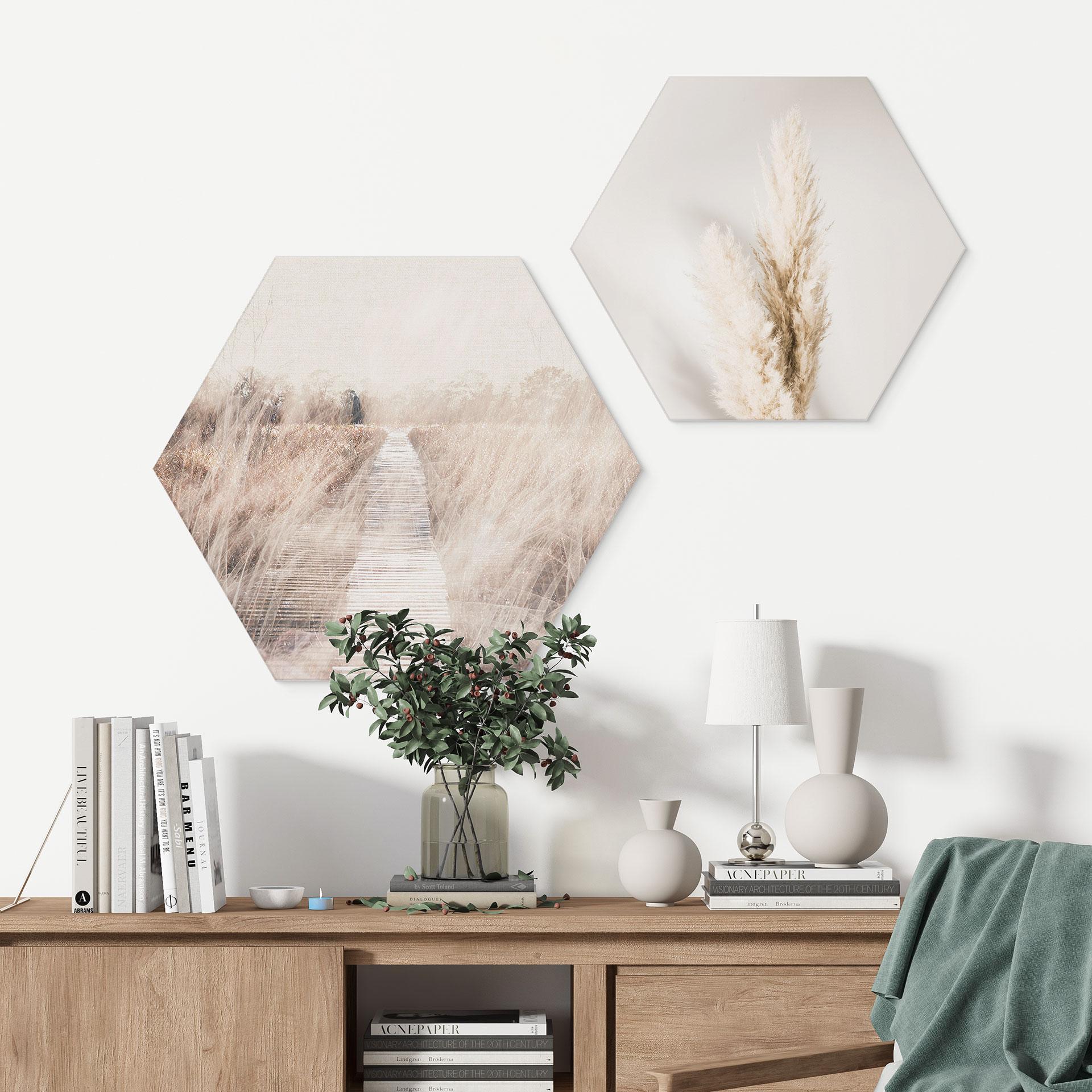 Hexagon Dibond Drømmende landskab med gangbro af træ - Imaginative