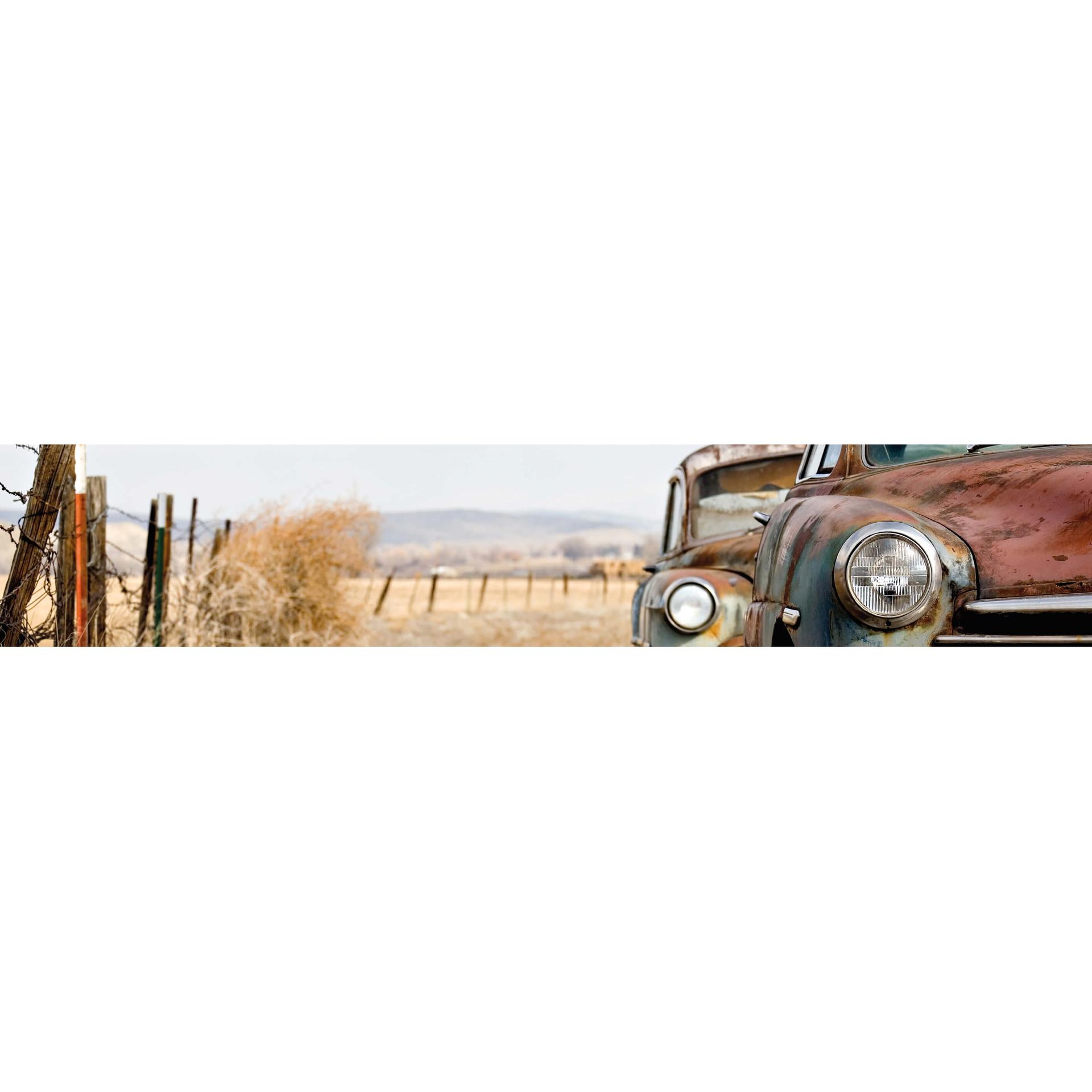 Fotobehang Oude Roestige Auto's - Panorama