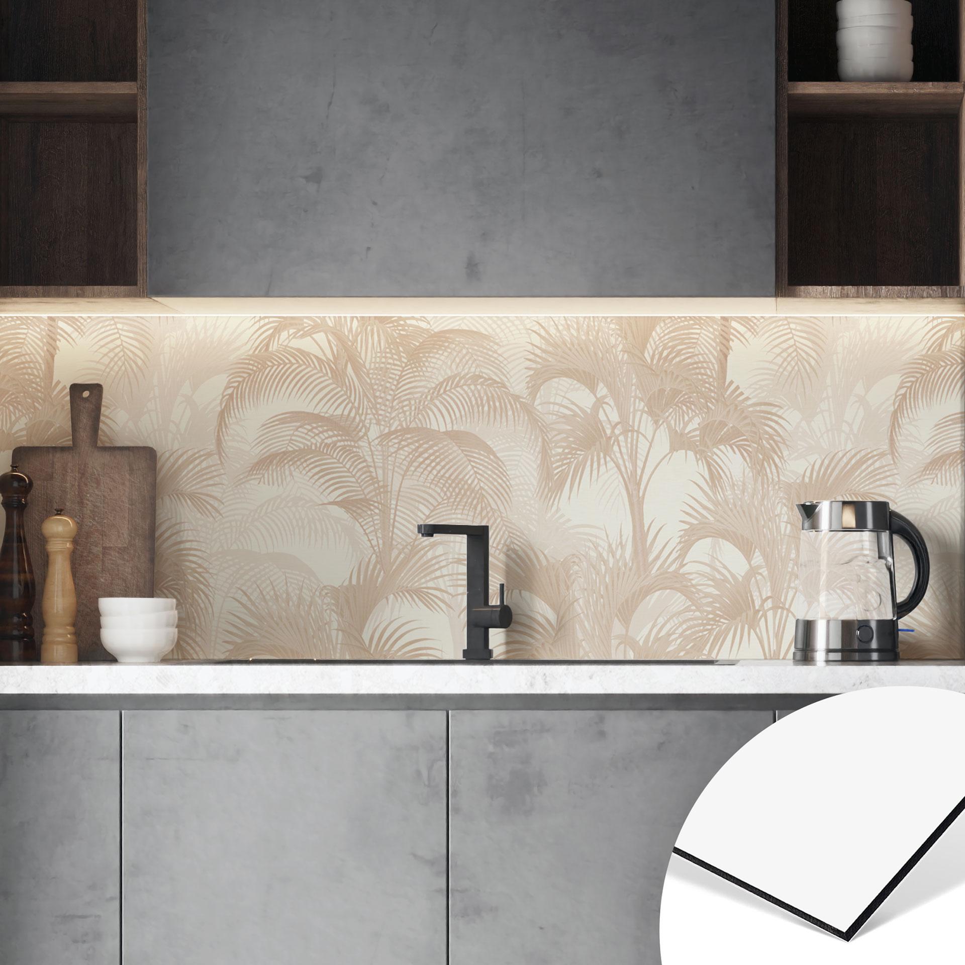 Stænkplade til køkken med palmer i en beige jungle - Bloomery Decor