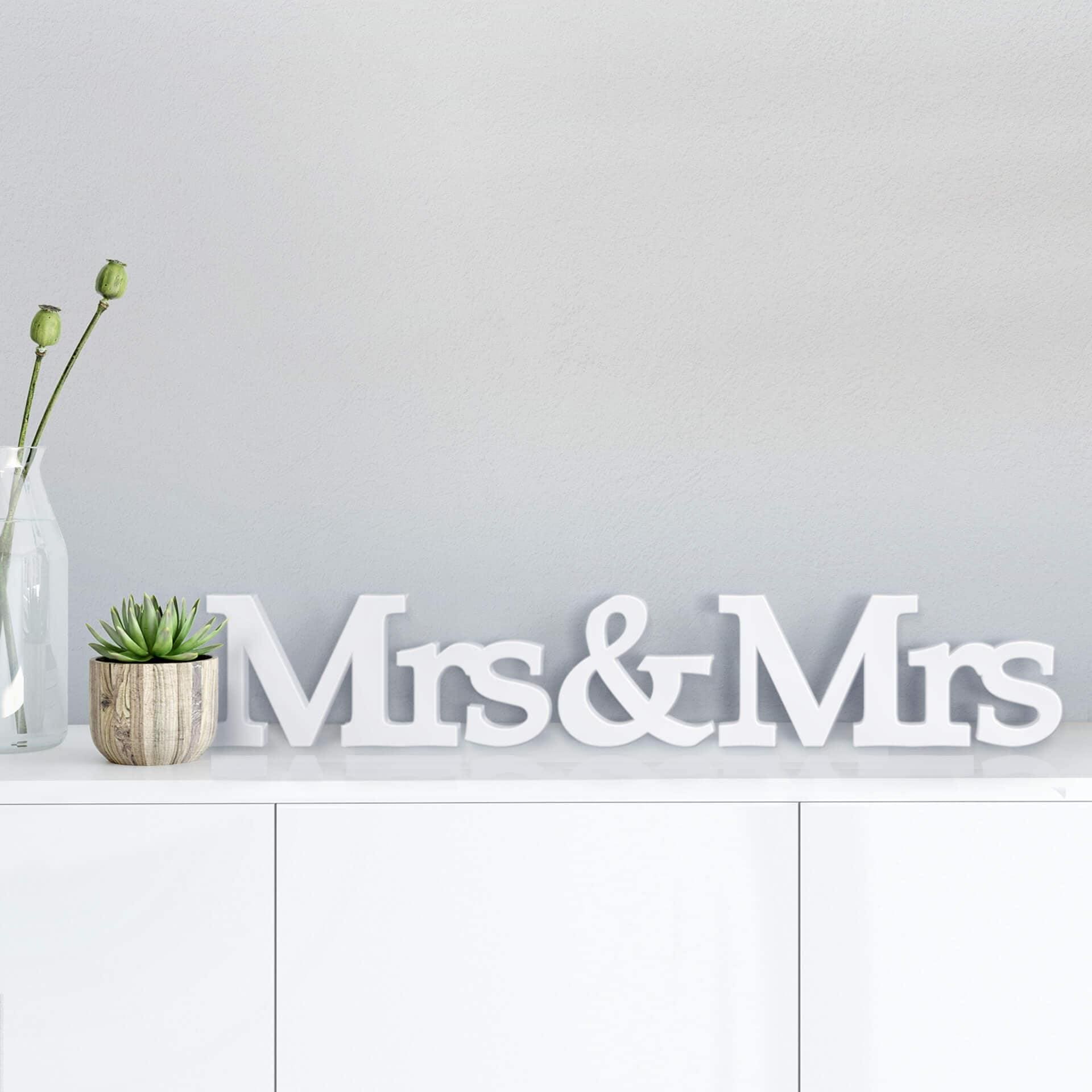 Lettres décoratives Mrs & Mrs serife