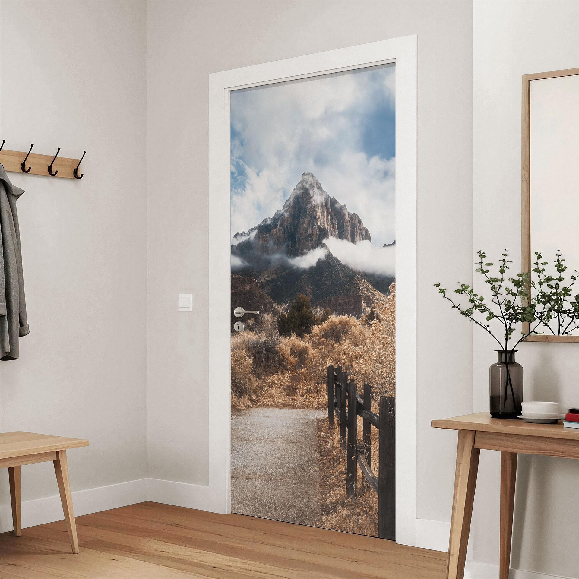 Vinilo para puertas Camino a la cumbre - Iqbal - Decoración autoadhesiva para puertas