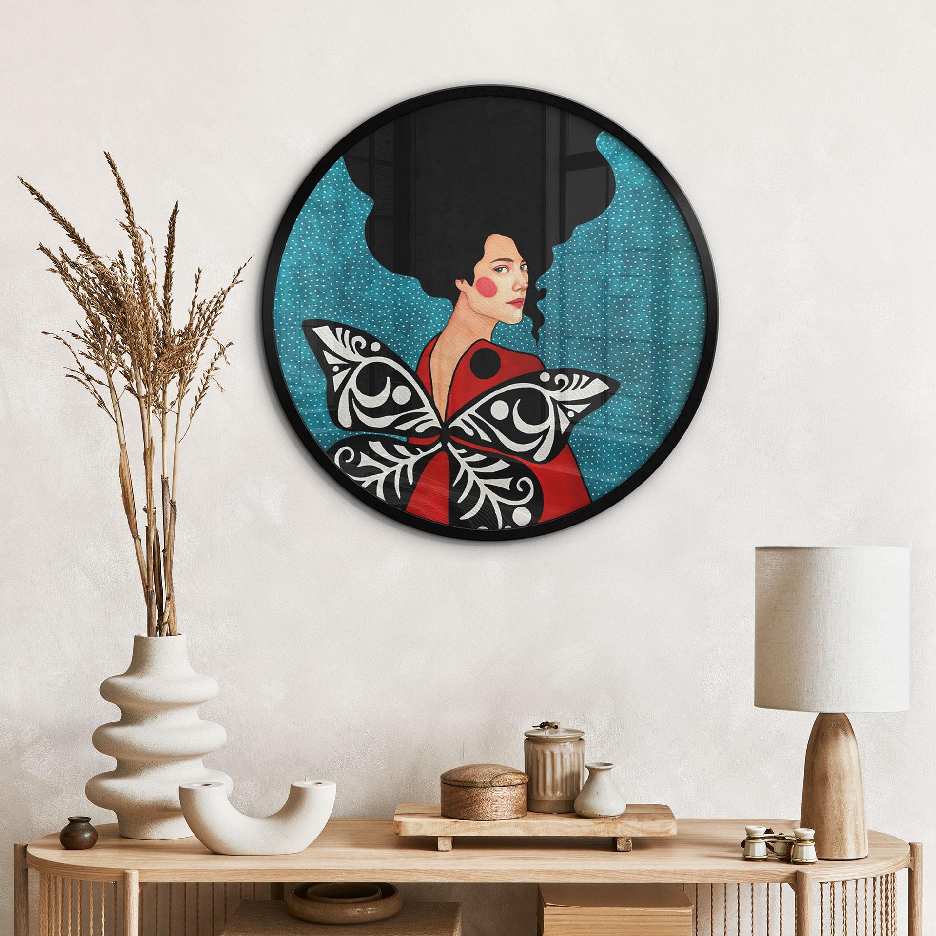 Plakat Kvinde med sommerfuglevinger - Hülya - Rund