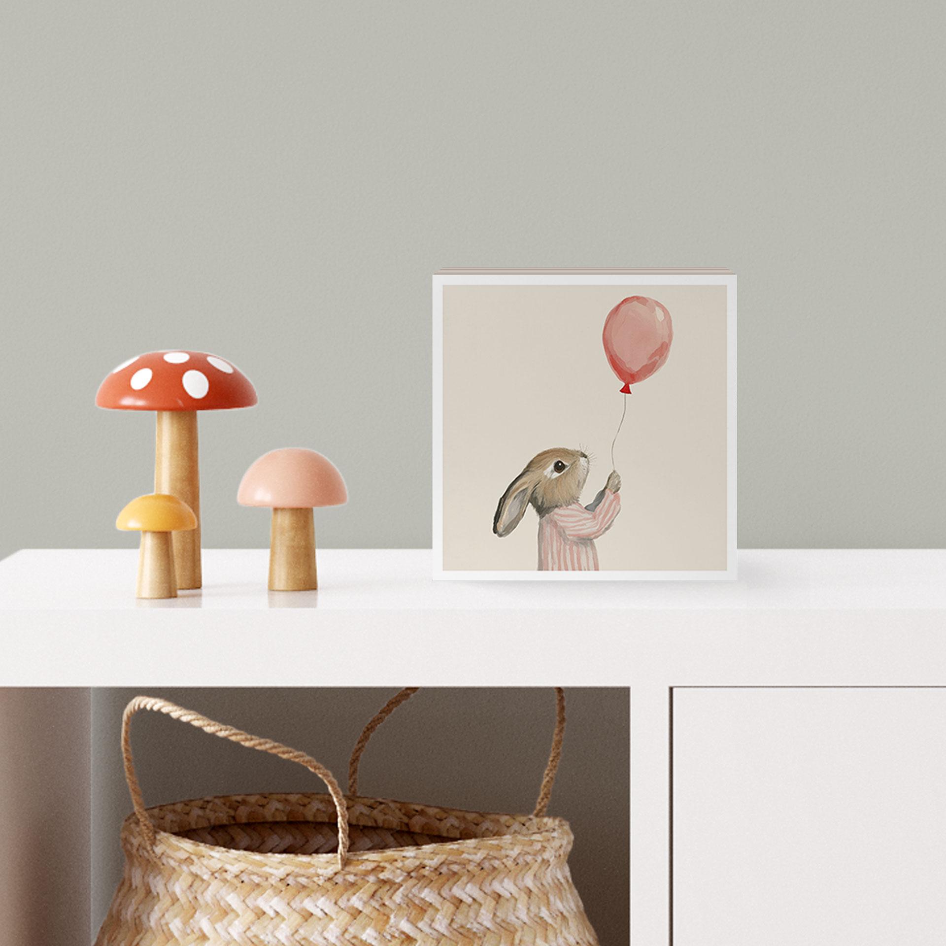 Houten Wanddecoratie - Schattig konijntje met ballon - Treechild - 15x15 cm