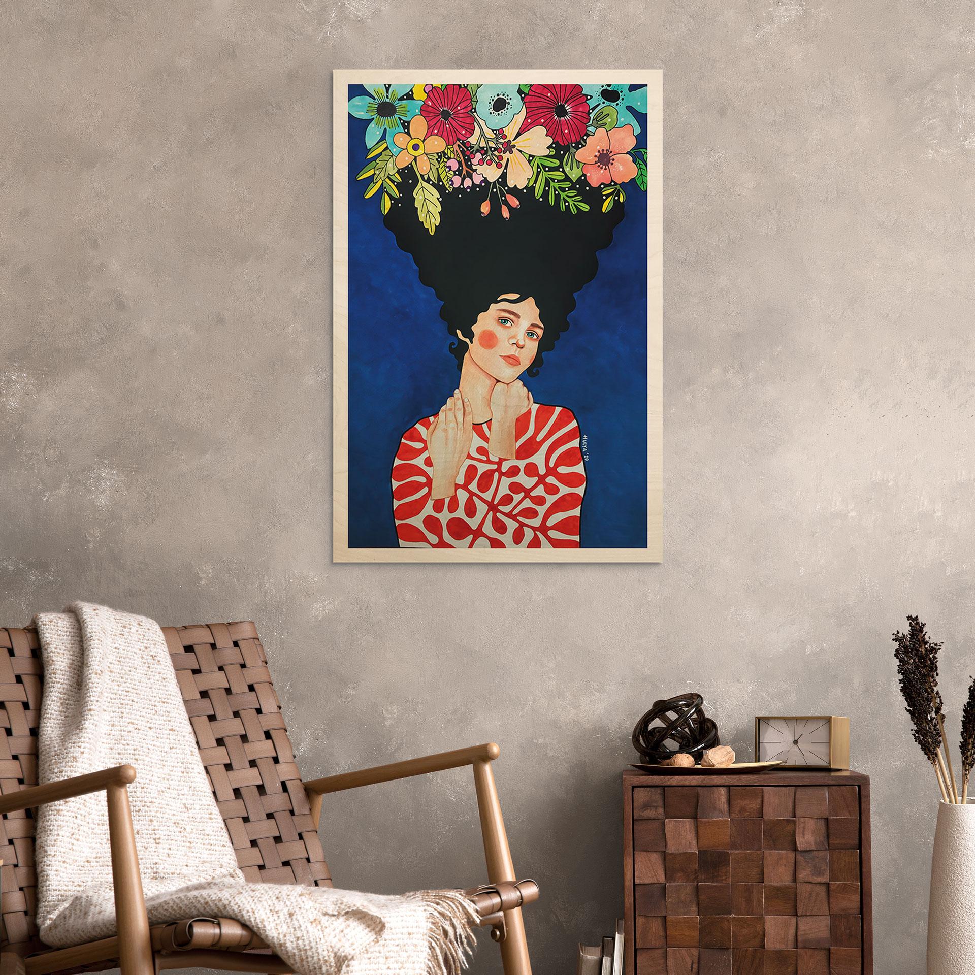 Billede af træ af en kvinde med blomster i håret - Hülya
