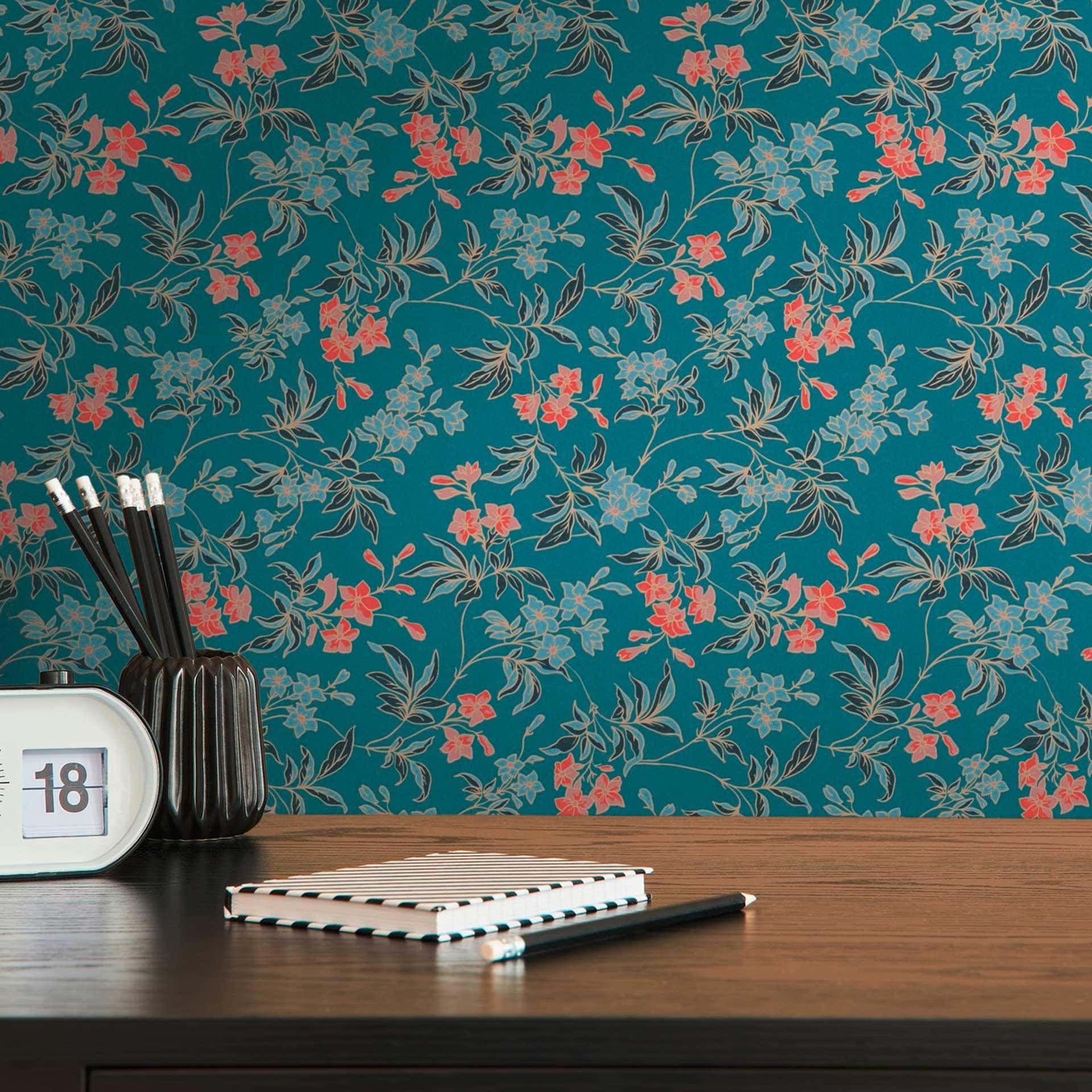 bloesem behang met bloemen rood blauw - modern bloempatroon behang - vliesbehang bloemig