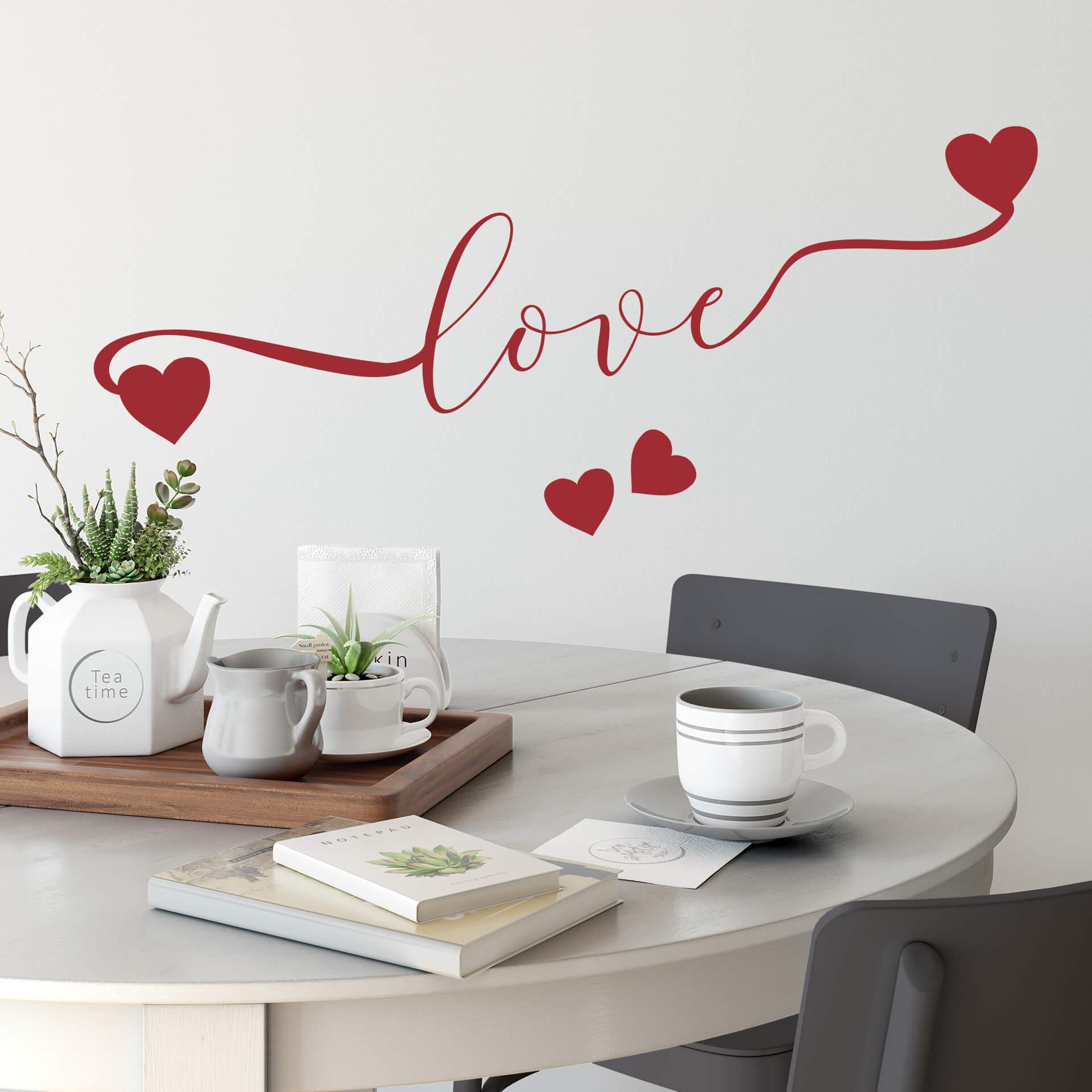 Wandtattoo Love mit Herzen