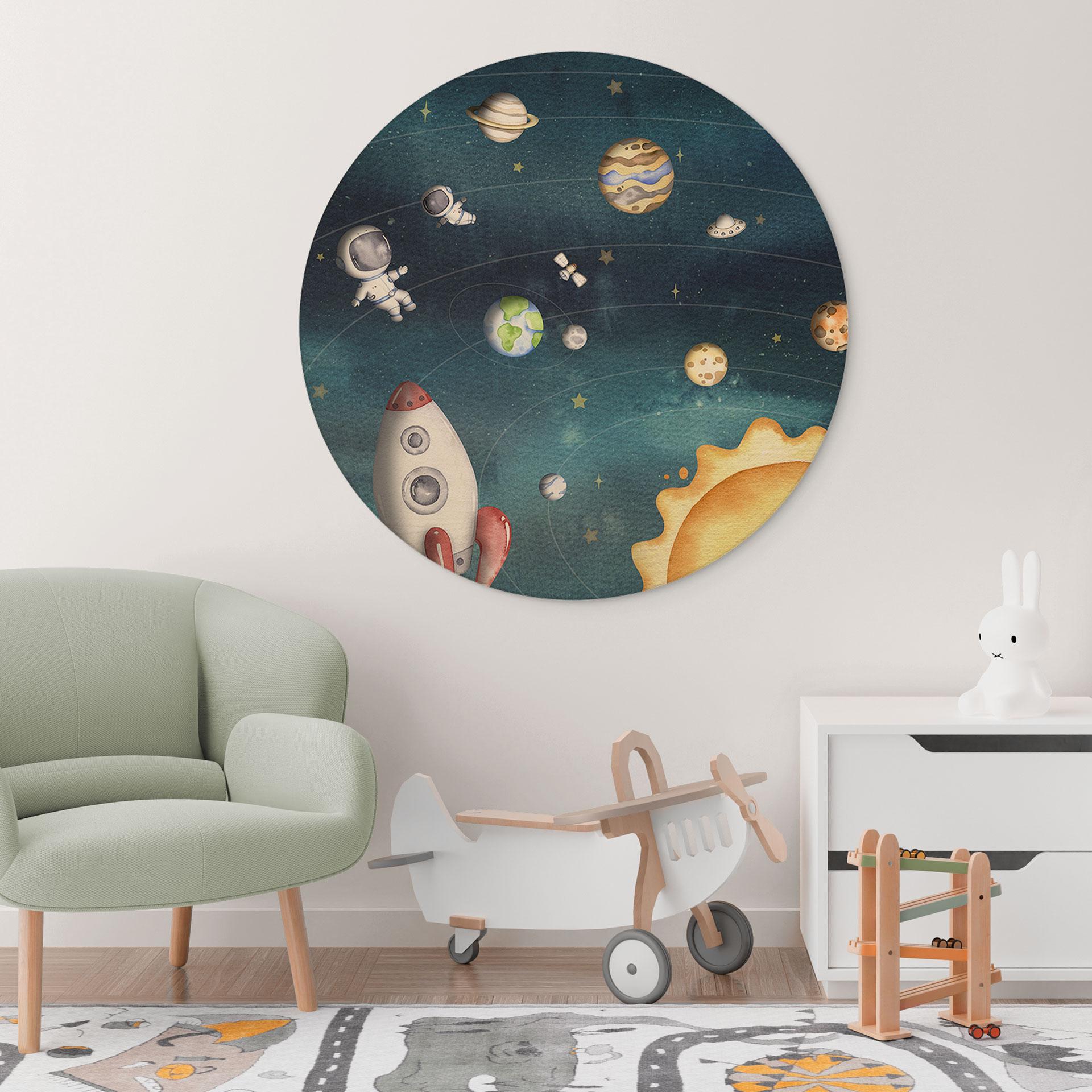 Væg cirkel træ Rumeventyr med astronauter - Oliver Robins