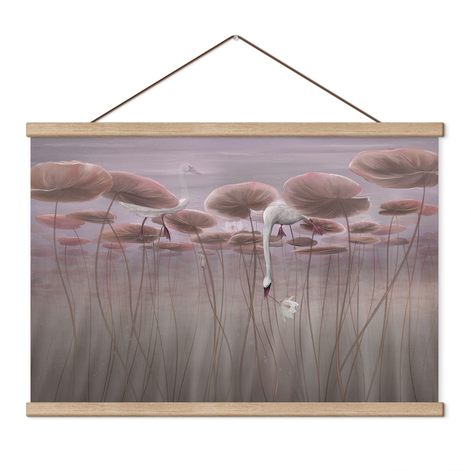 Textielposter Lotusbloemen met zwaan in het water in oudroze - Ms Tiff