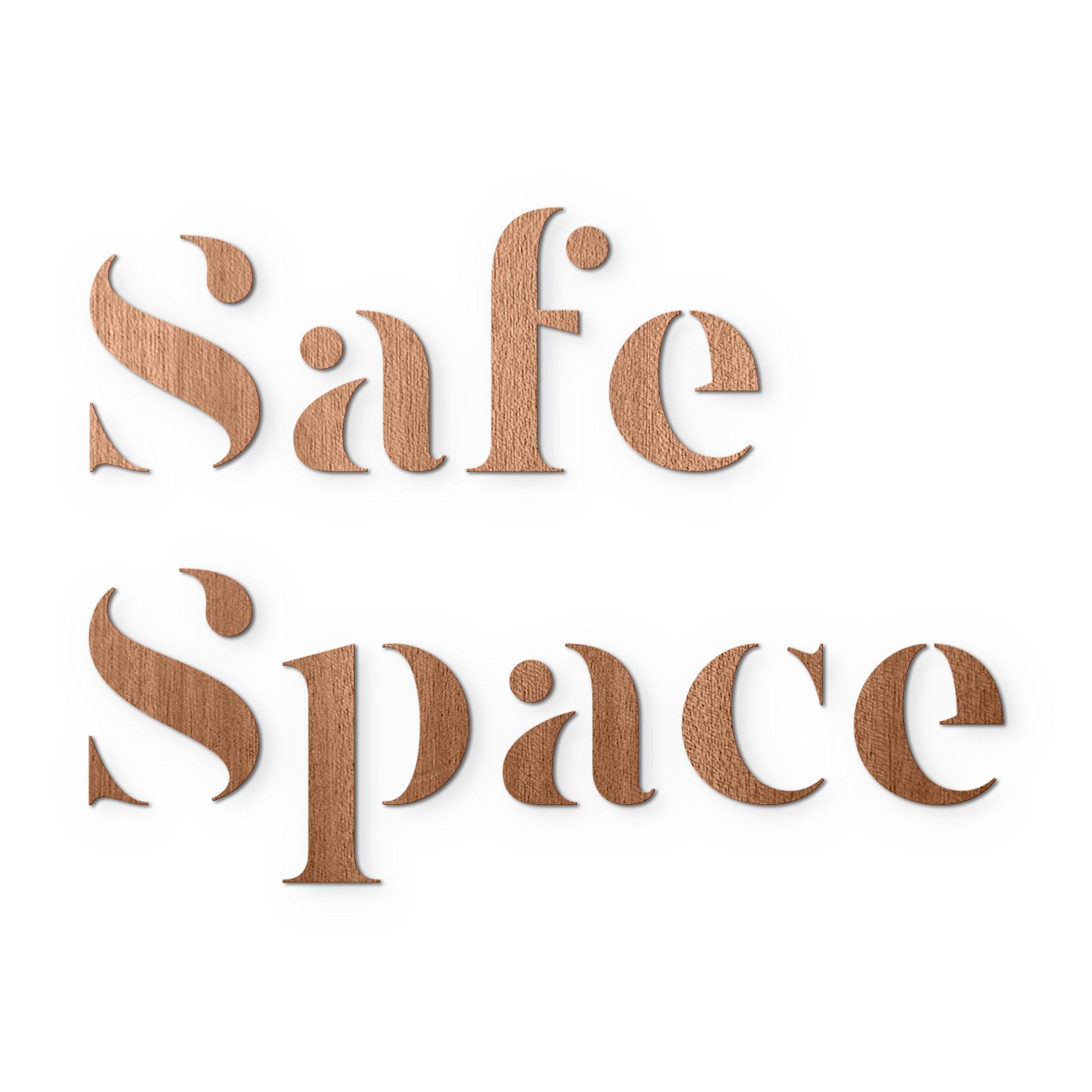 scritta 3D Safe Space - Decoro in legno di mogano