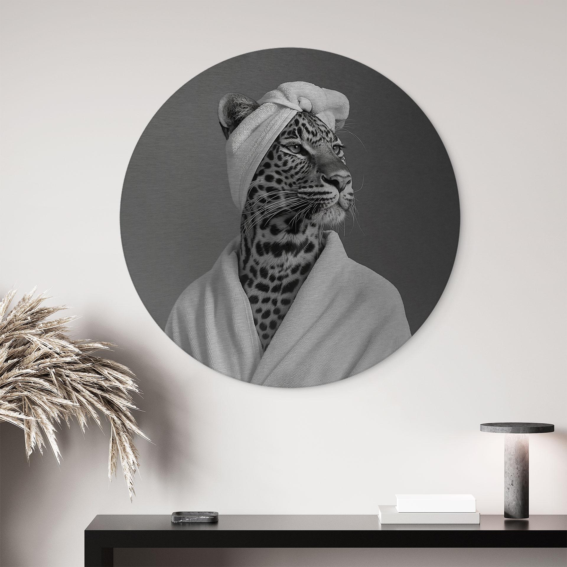 Billede med sølveffekt Royale Spa time-out med leopard - Rahner - rund – print på aluminium
