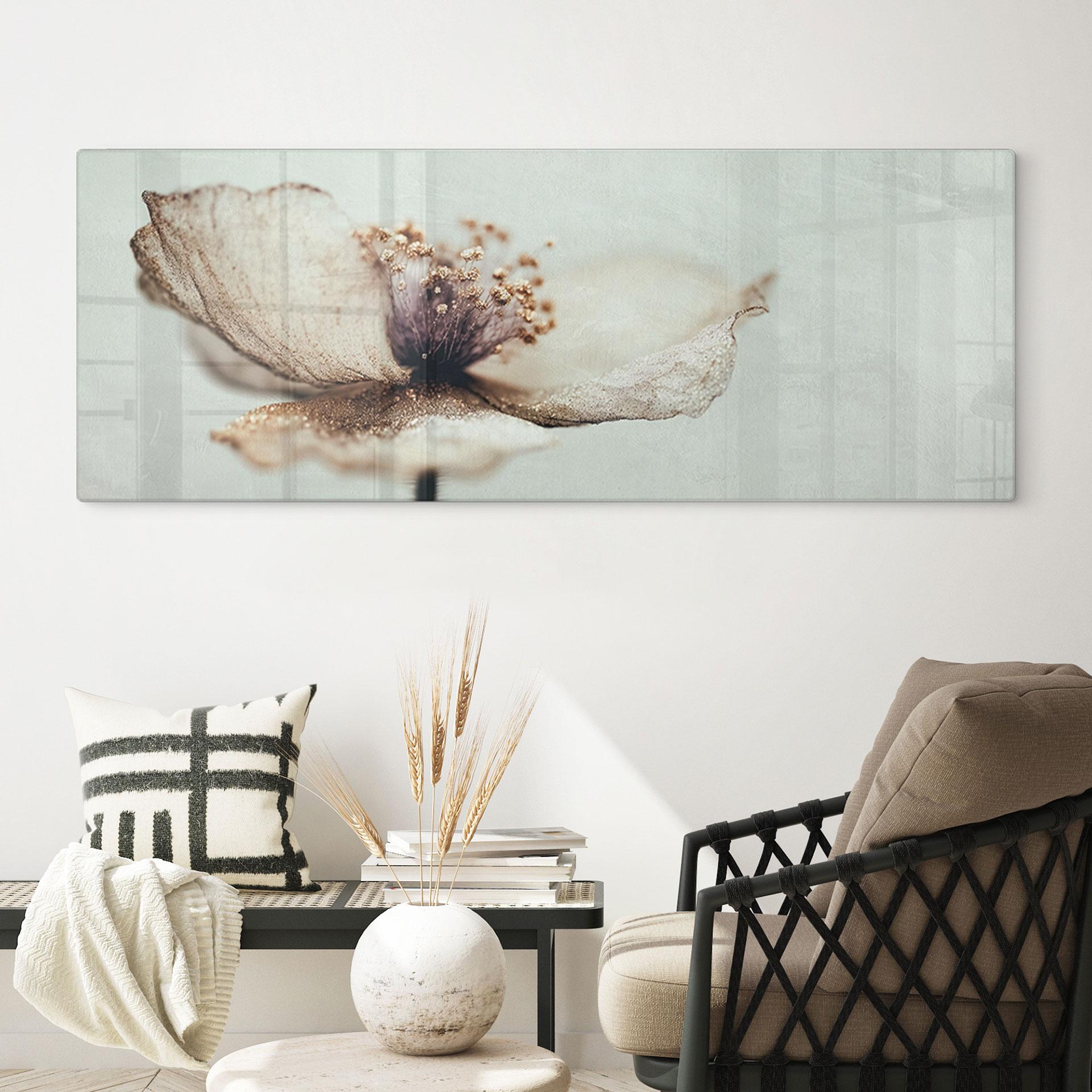 Glasschilderijen Delicate gedroogde bloem in beige | Bloemenwanddecoratie voor de woonkamer - Treech