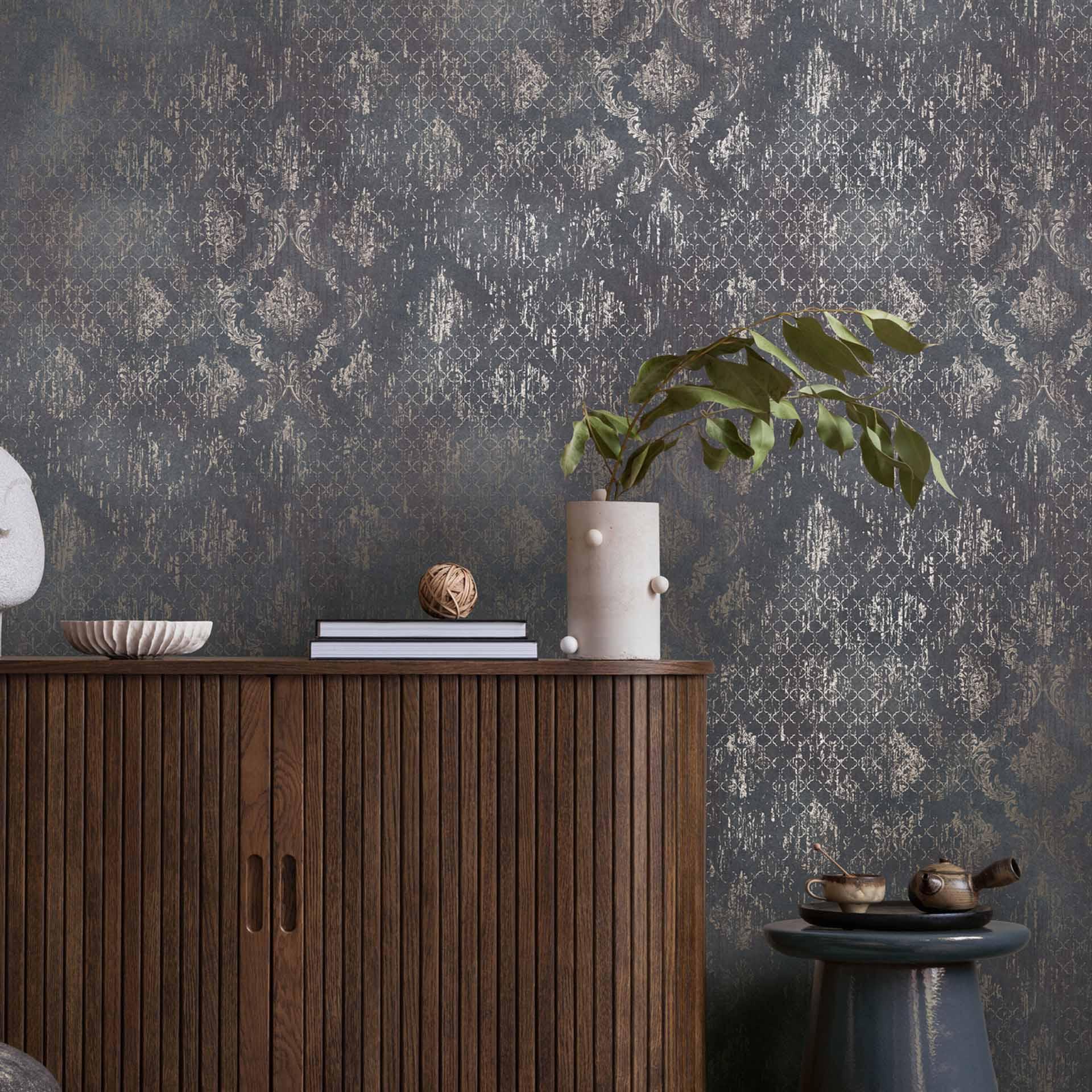Ornamentalt tapet blå sølv - Ikke-vævet tapet med glans og vintage ornamenter