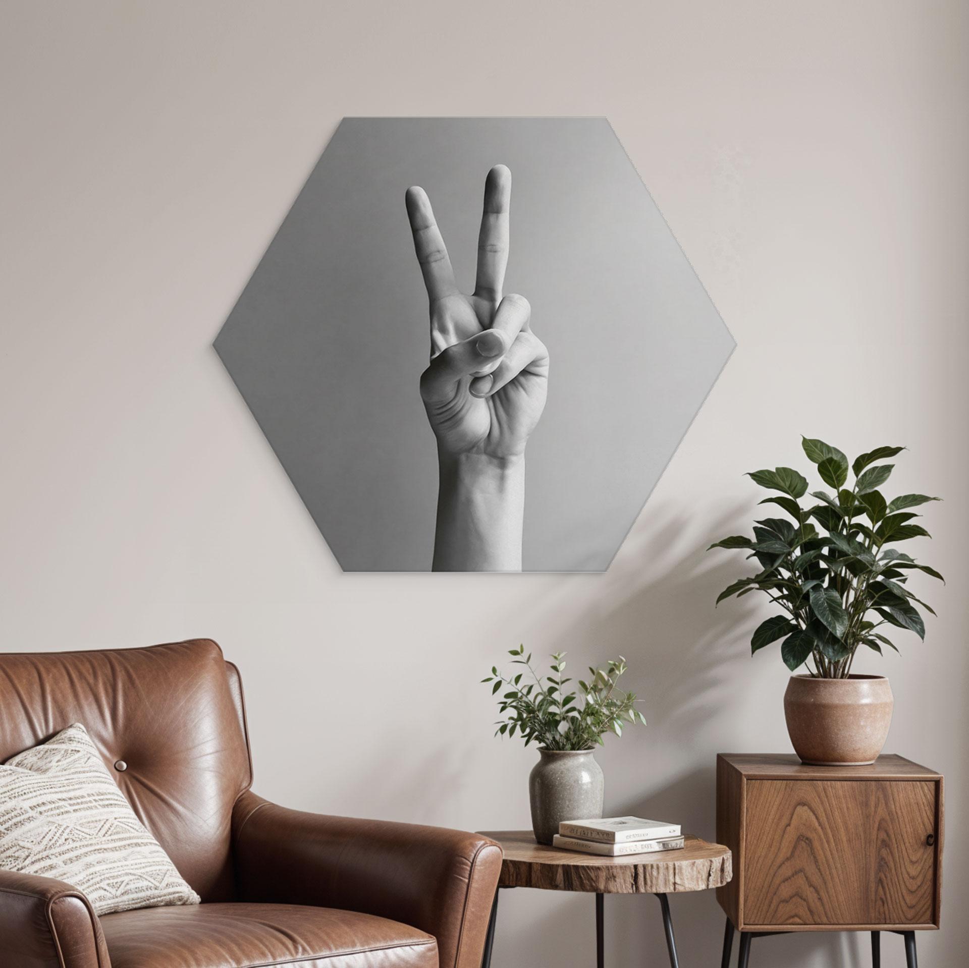 Hexagon Wandbild Victory Hand - Zeichen des Friedens und Sieges - Bühler - Alu-Dibond