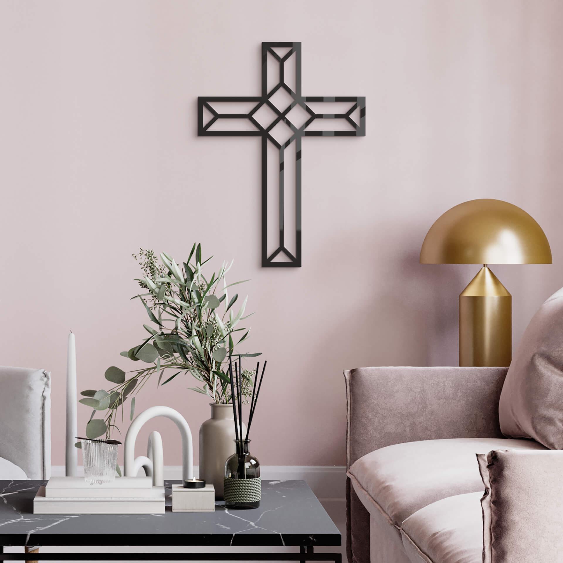 Cruz de origami con decoración acrílica