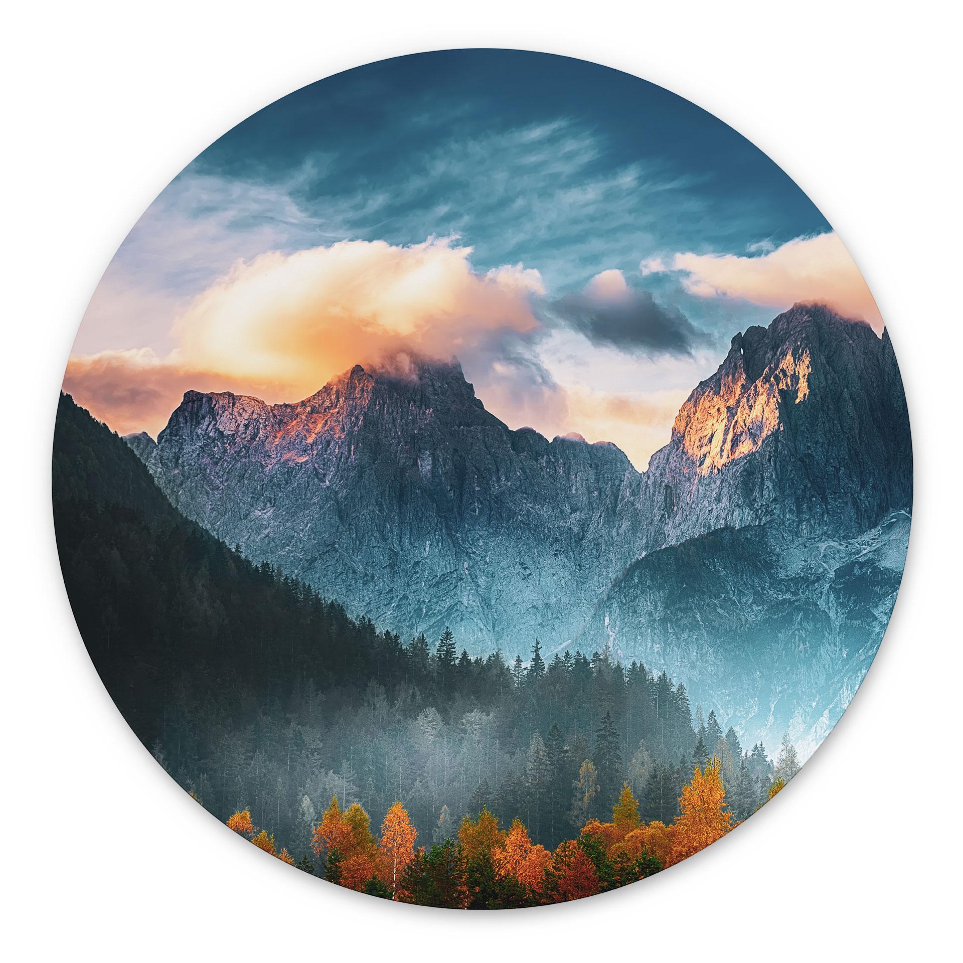 Wandbild Herbstliche Landschaft am Gipfel Triglav in den Julischen Alpen - Alu-Dibond Rund