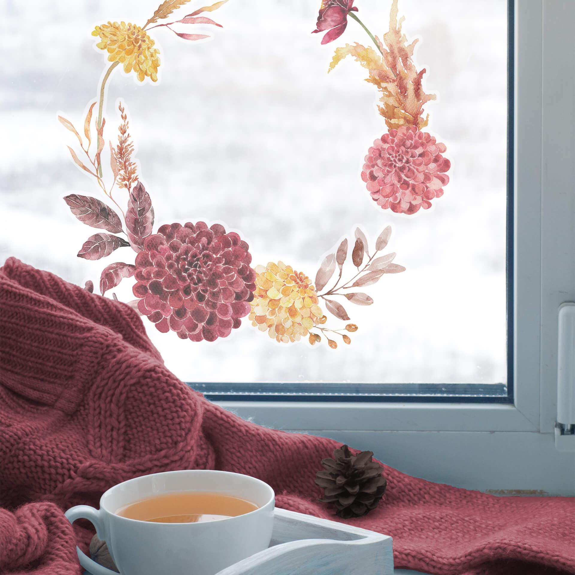 Fensterbild Kranz aus Herbstblüten