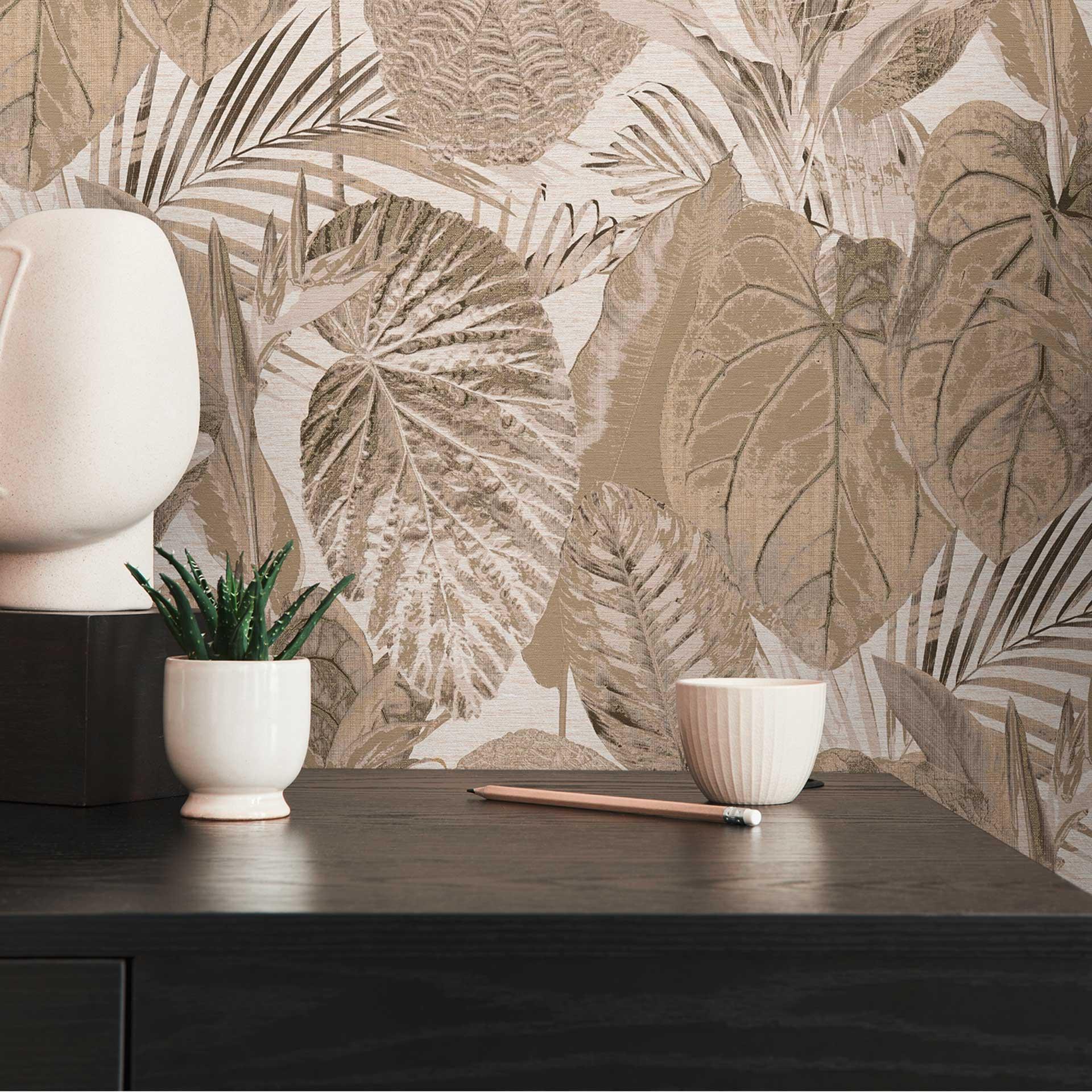 jungle tapet tone i tone beige - non-woven tapet blomstret med blade