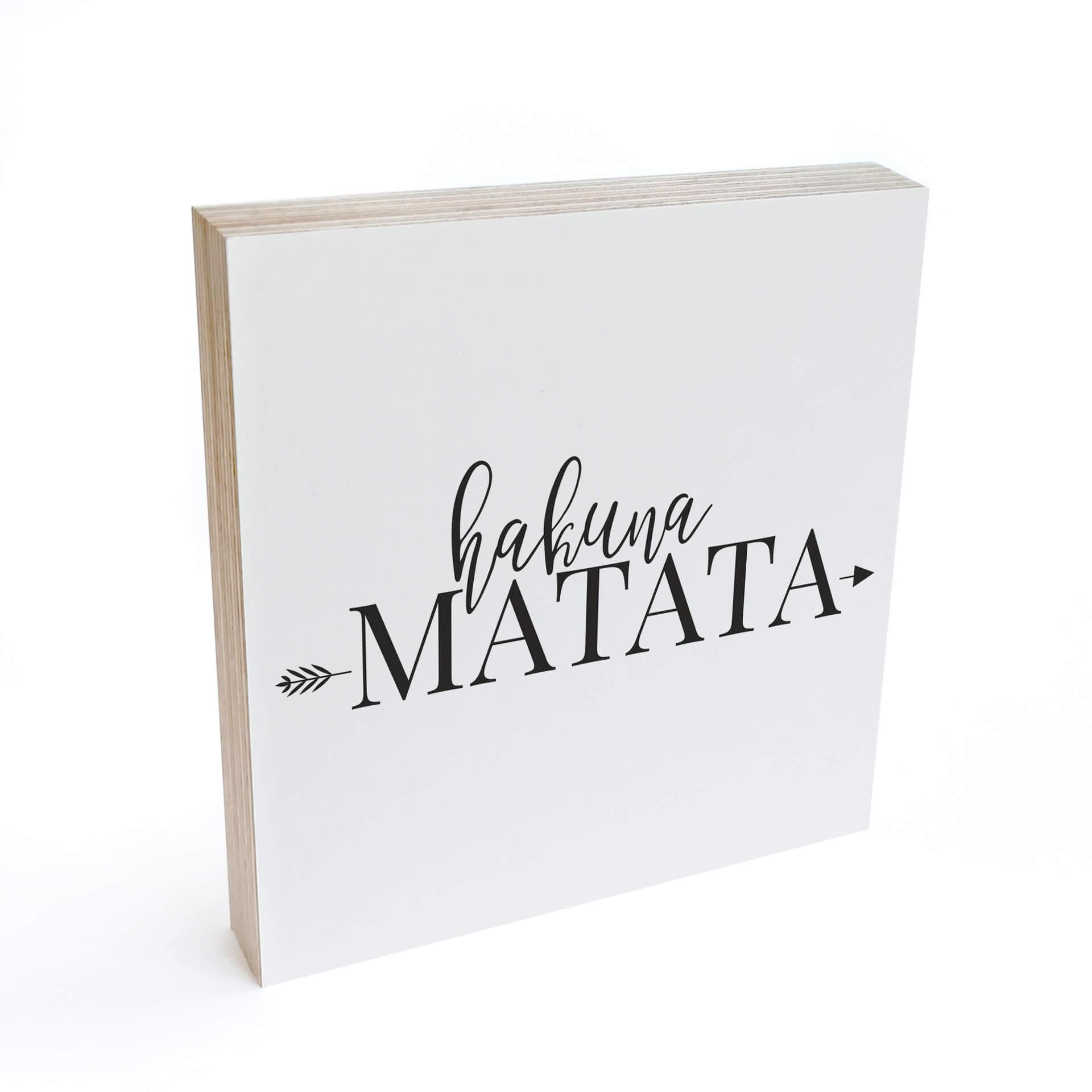 Billede af træ til at sætte op - Hakuna Matata med pil - 15x15 cm