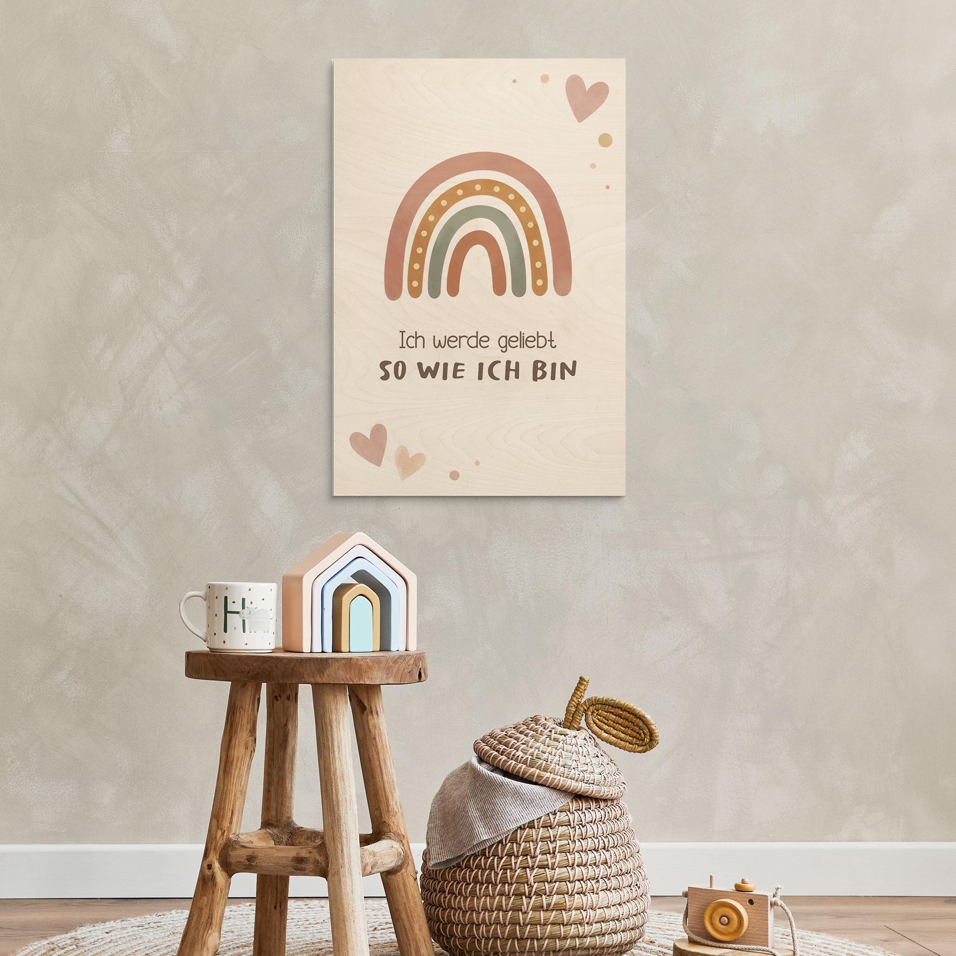 Holzbild mit Boho-Regenbogen - Glaubenssatz 'Ich werde geliebt' fürs Kinderzimmer