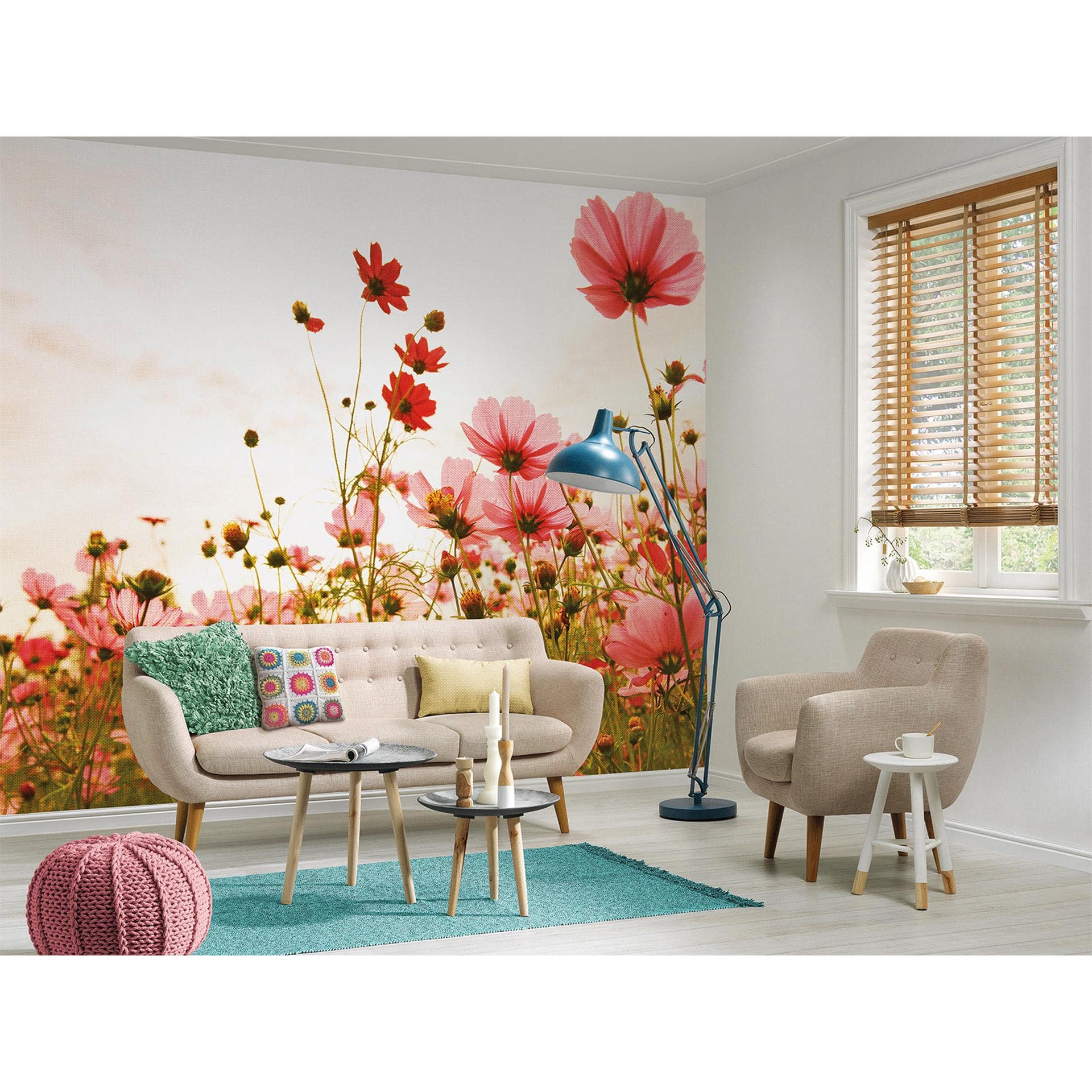non-woven tapet FlowerMeadow natur valmuer fototapet Designwalls i pink og grøn
