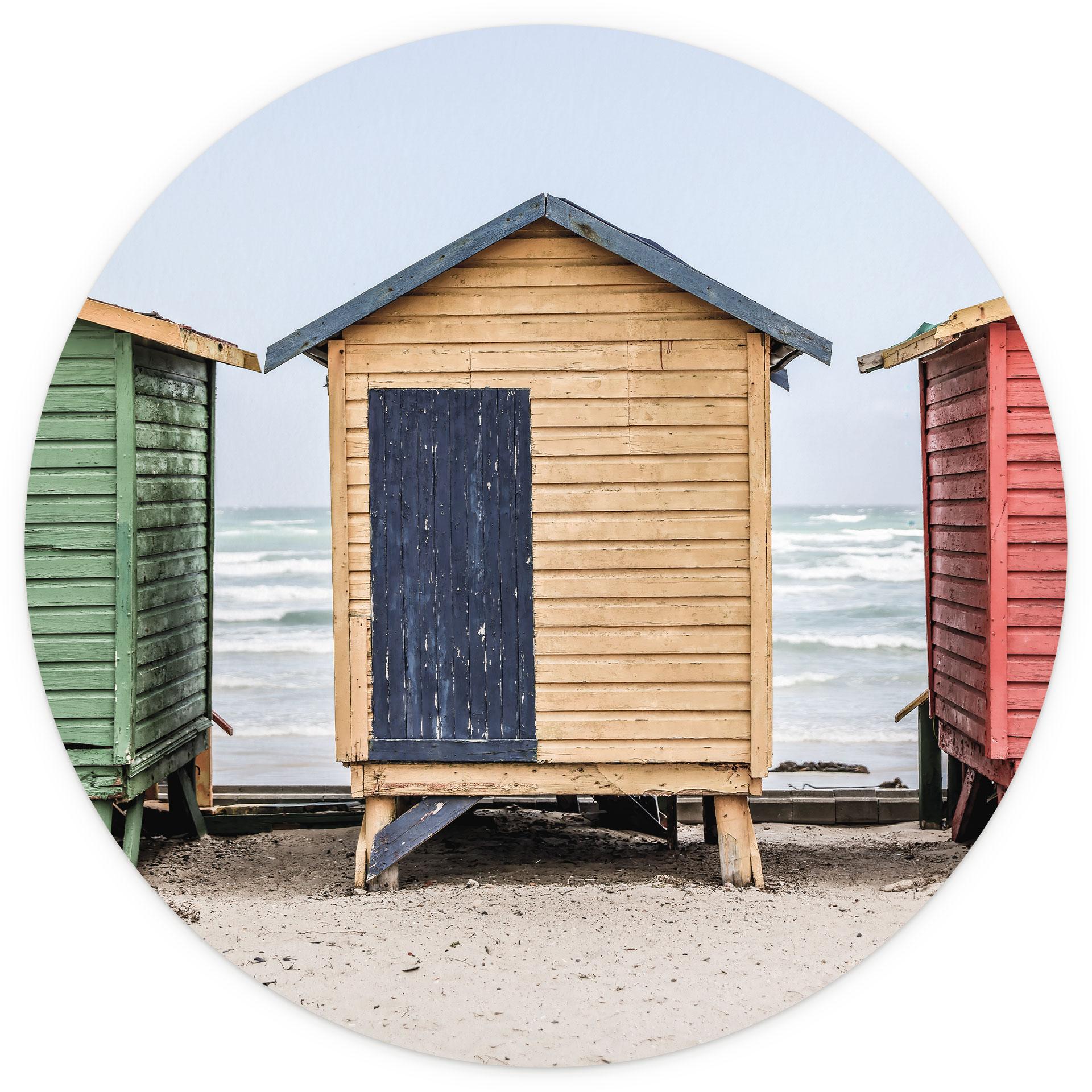 Kustcharme - Kleurrijke hutten aan zee - Fotobehang van Clint - Rond - vliesbehang/zelfklevend vlies