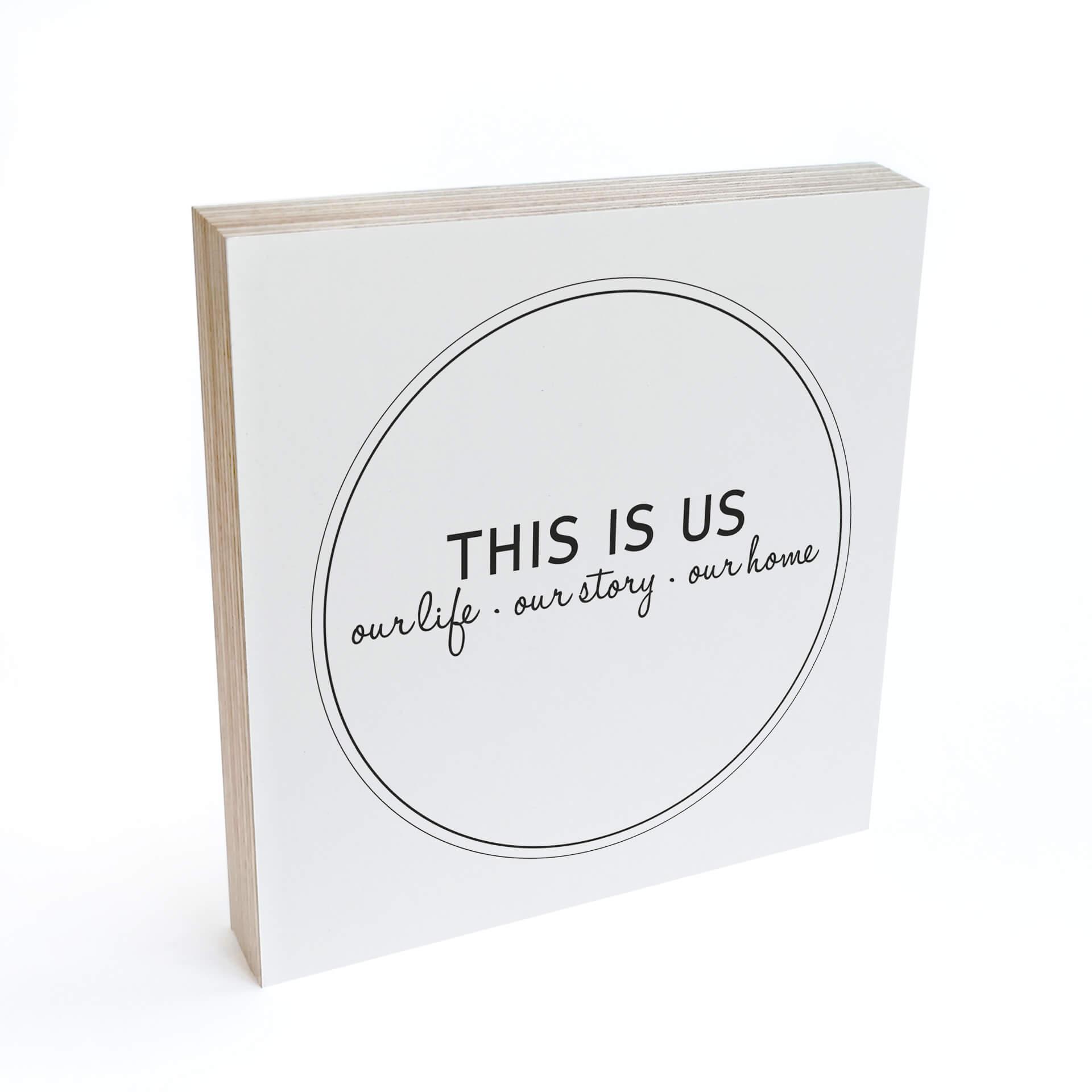 Billede af træ til at sætte op - This is us - 15x15 cm
