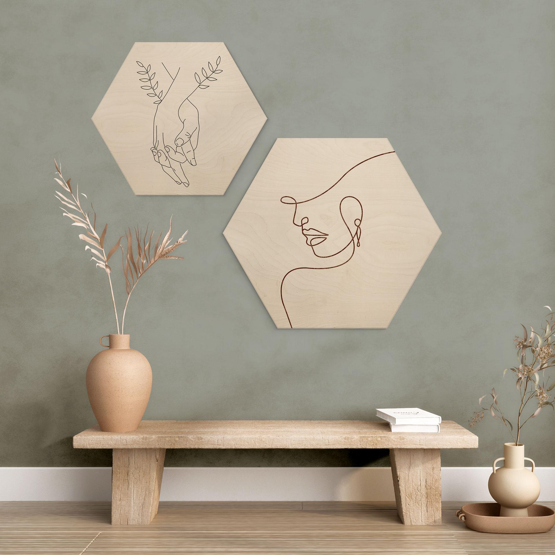 Sekskantet billede af træ Delikate konturer af en kvinde - Line Art - Tunaboylu