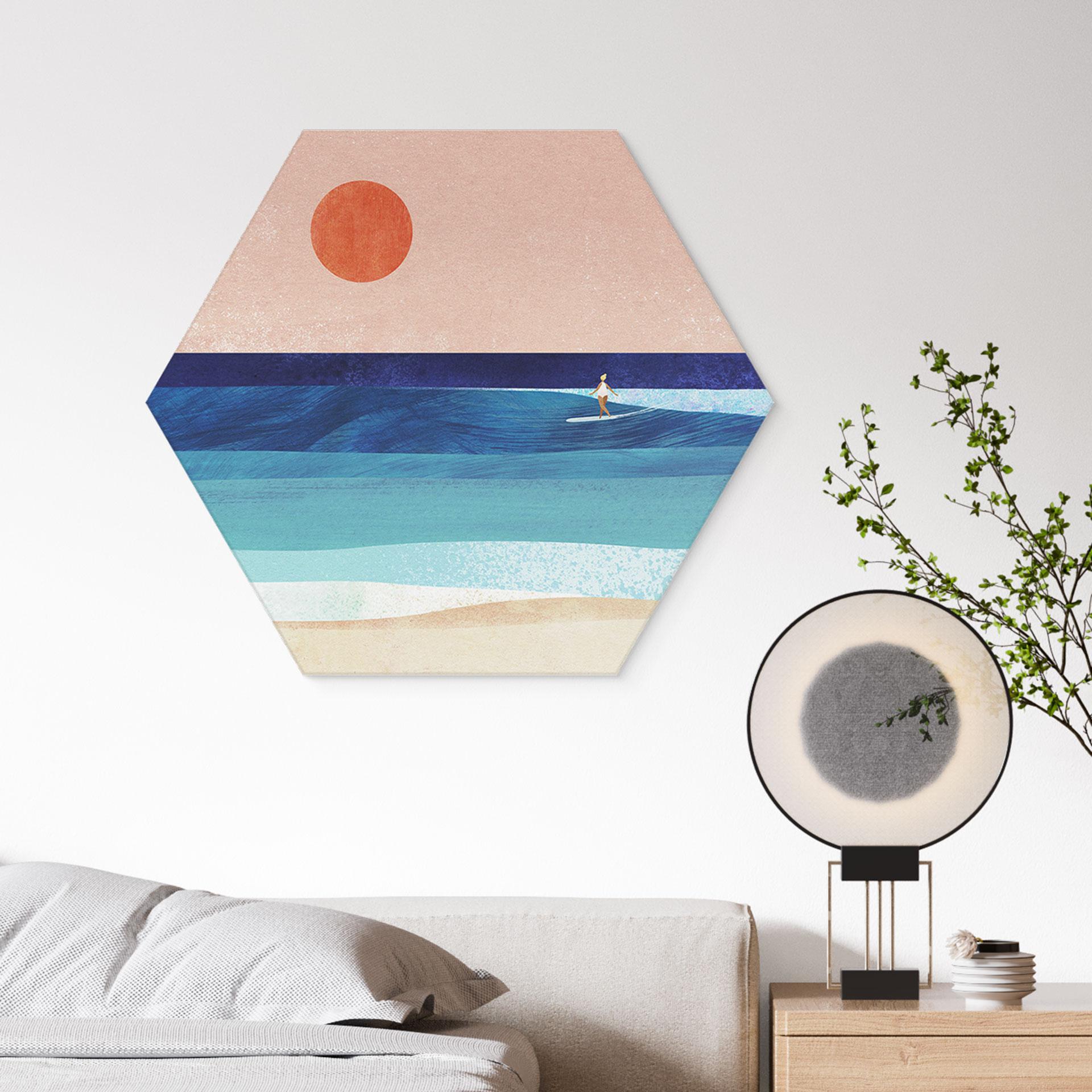 Hexagon Wandbild Surfer Mädchen beim Sonnenuntergang - Rivers - Alu-Dibond