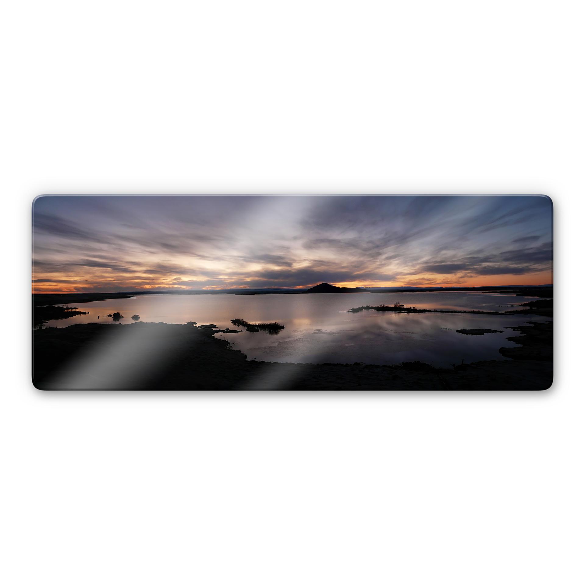 Glasbillede - Panorama af Sø ved Solnedgang