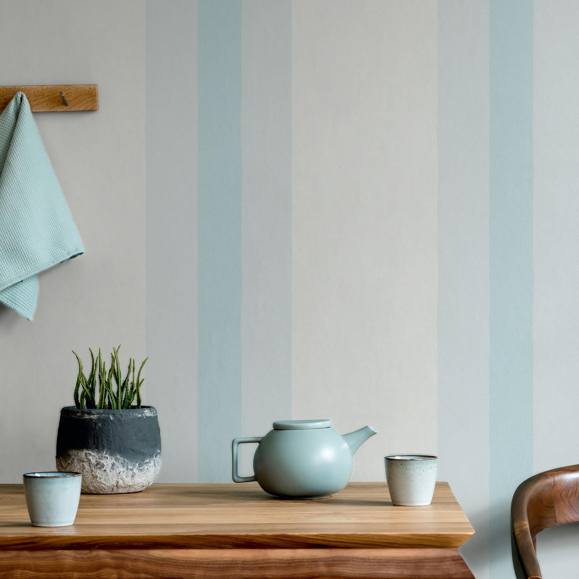 Vliesbehang Stripes Classic mat in blauw