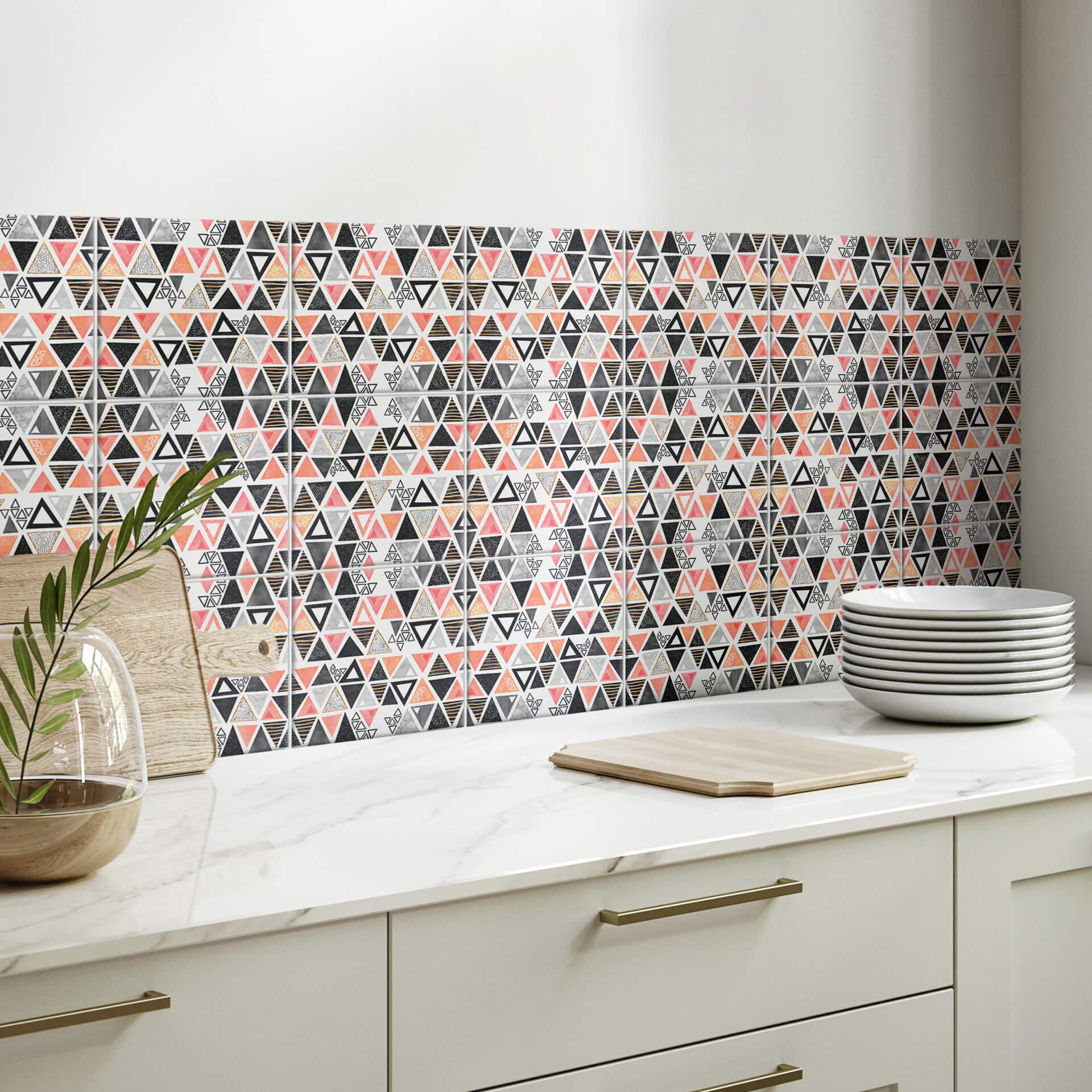 Azulejos Adhesivos Fredriksson - Triángulos Negro Albaricoque - Lote de 12