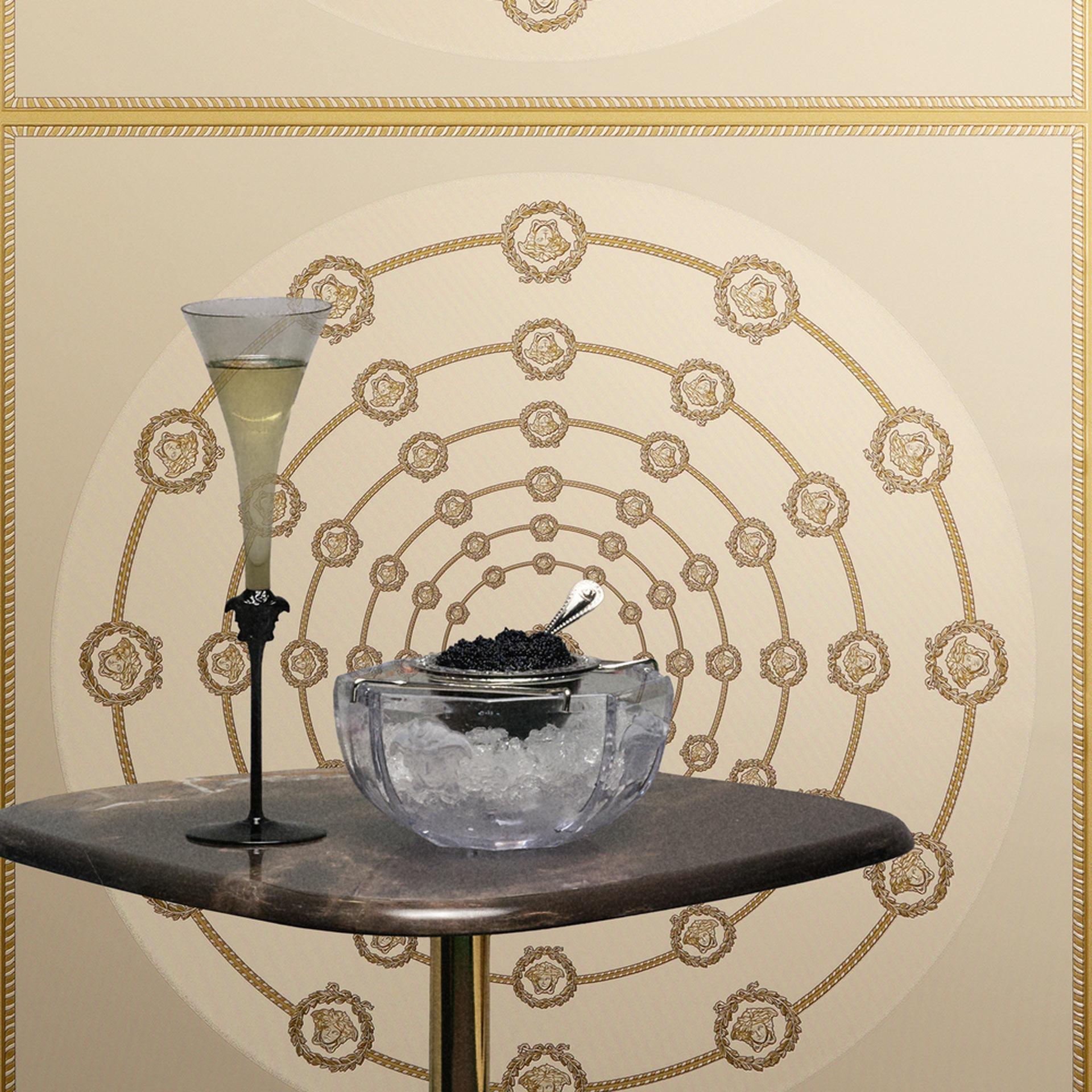 Versace ikke-vævet tapet I Love Baroque Medusa Circles Beige Gold elegant