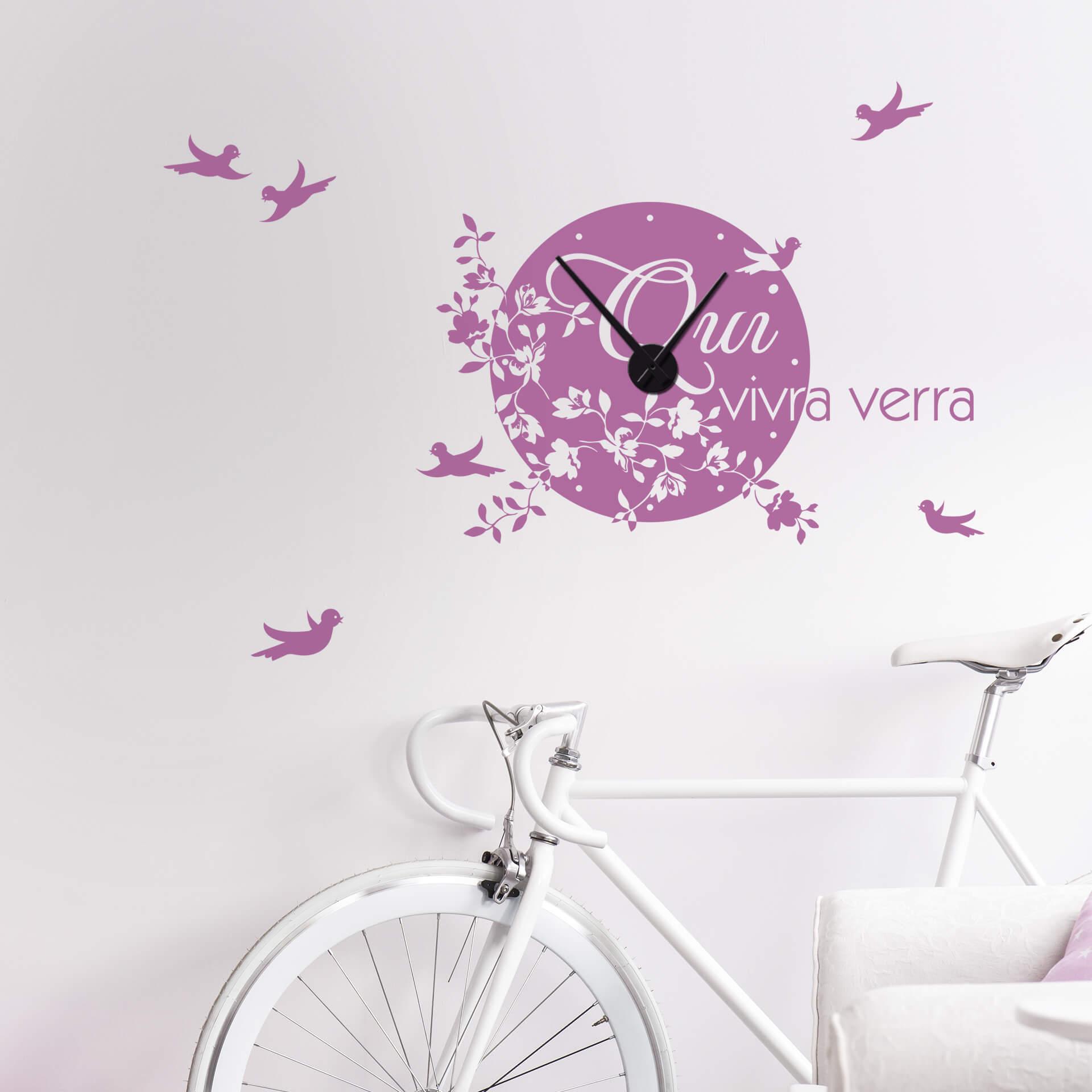 Wandtattoo Qui vivra verra Wanduhr - 87x53 cm
