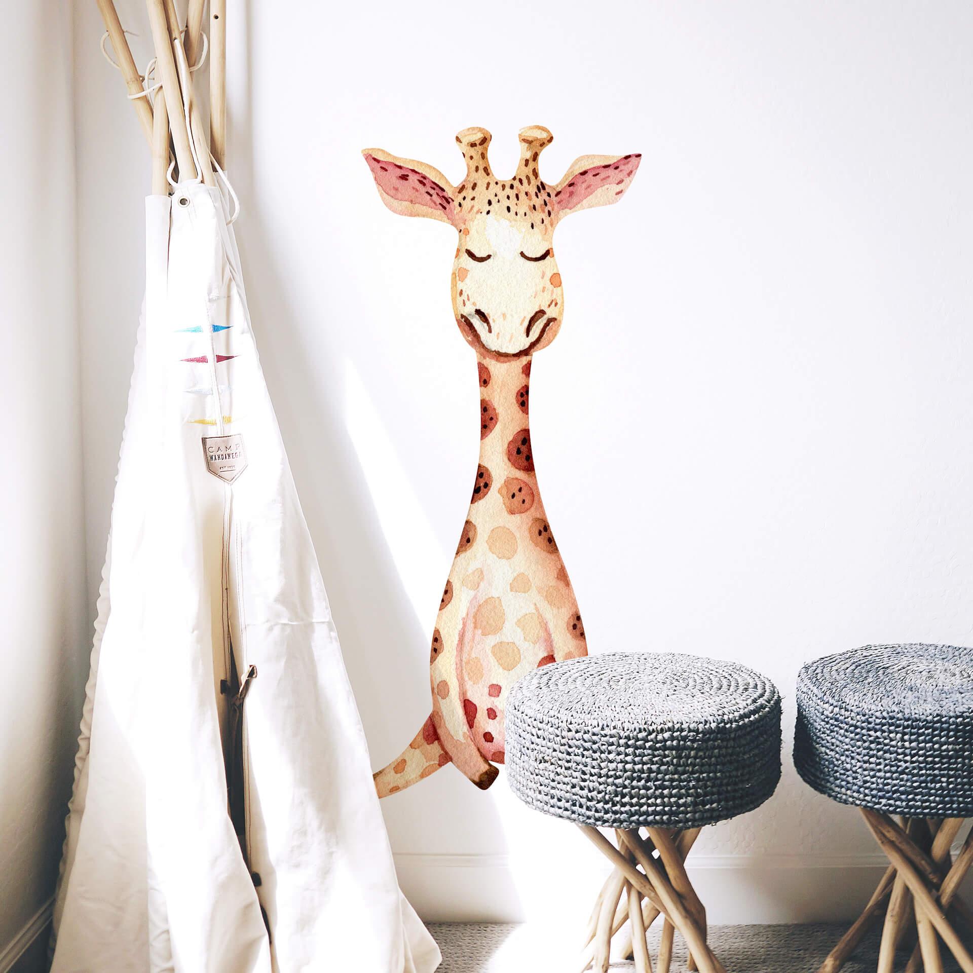 Wandtattoo Kvilis - Schlummerndes Giraffenbaby