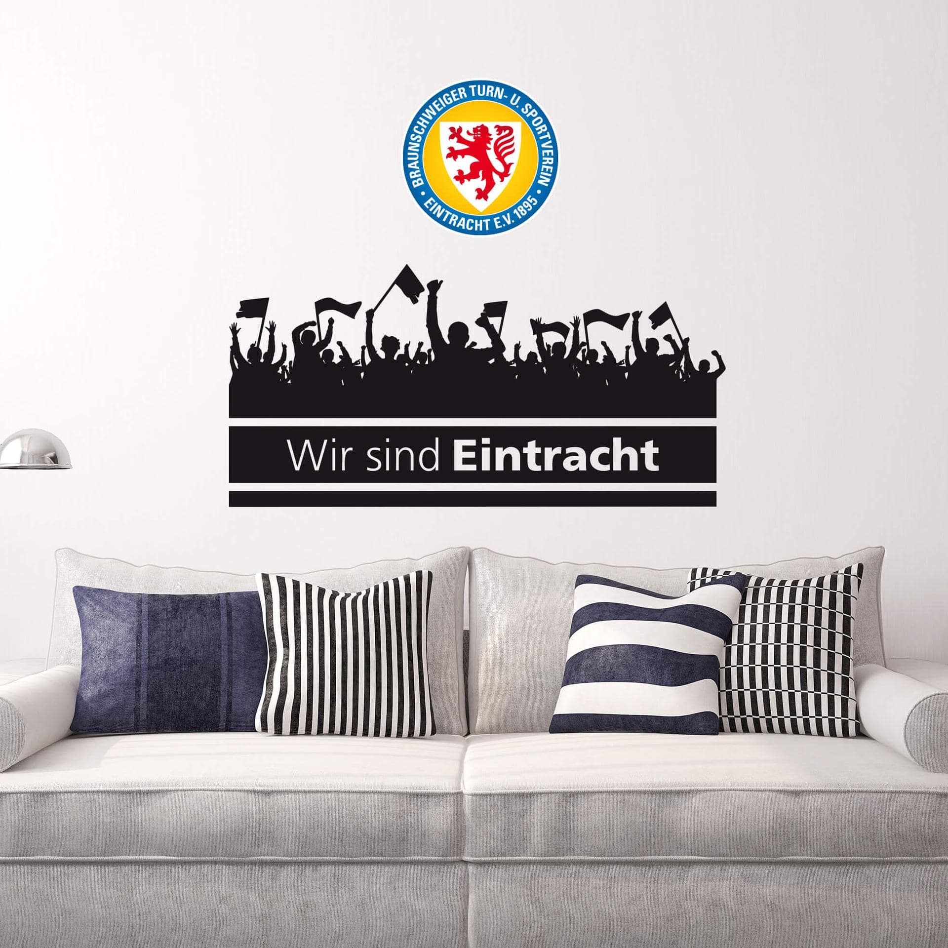 Wandtattoo Eintracht Braunschweig Wir sind Eintracht mit Fans und Logo farbig