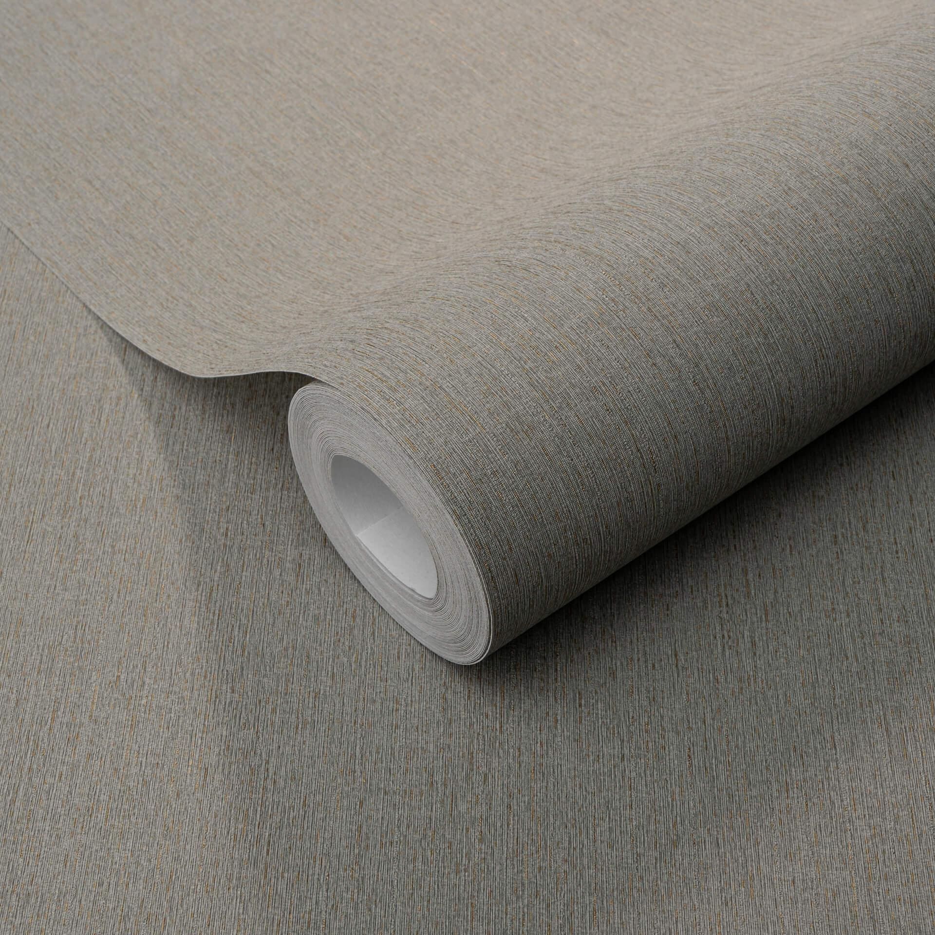 Papel pintado no tejido con textura longitudinal fina en verde