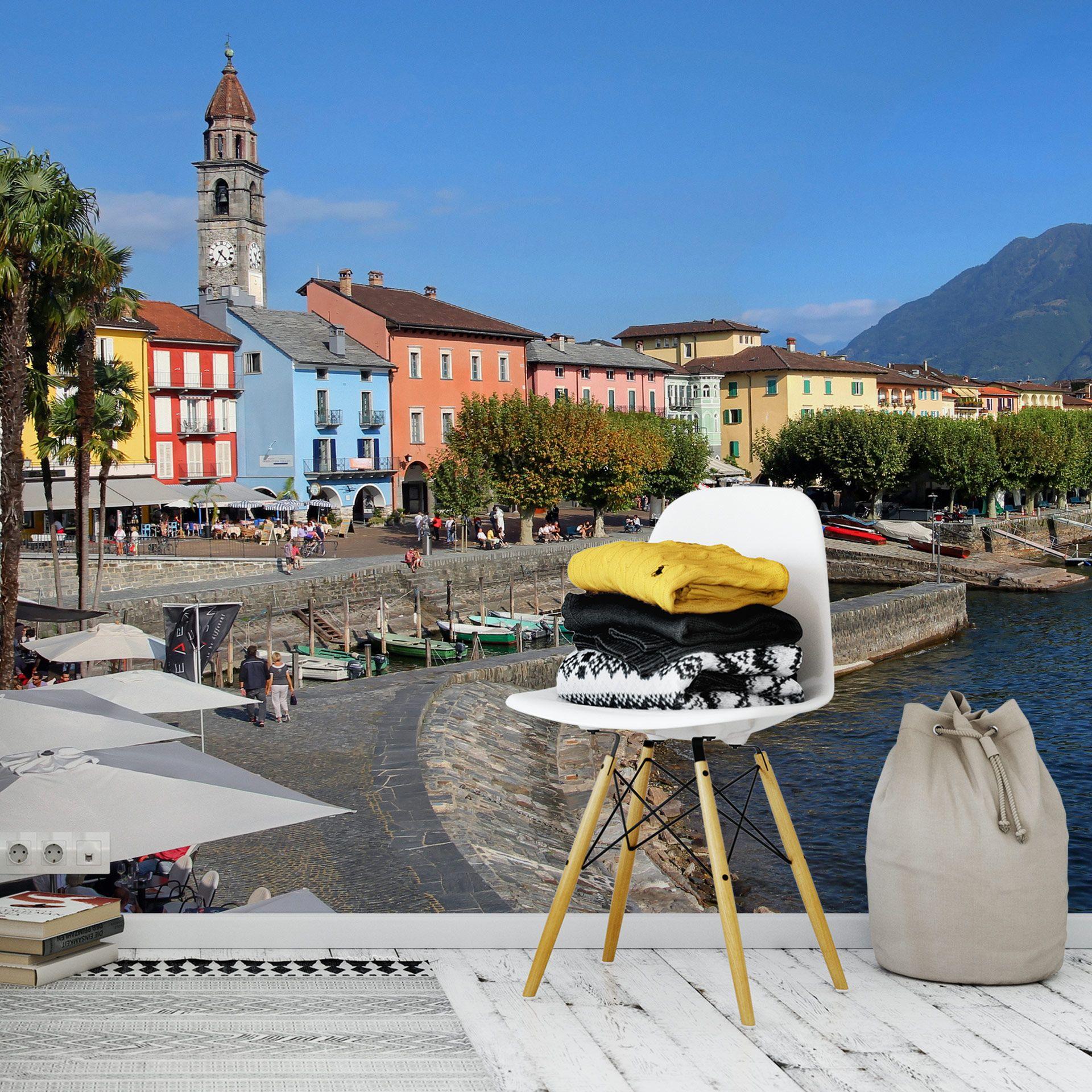 Fototapet Havnepromenade i Lago Maggiore - 384x260 cm