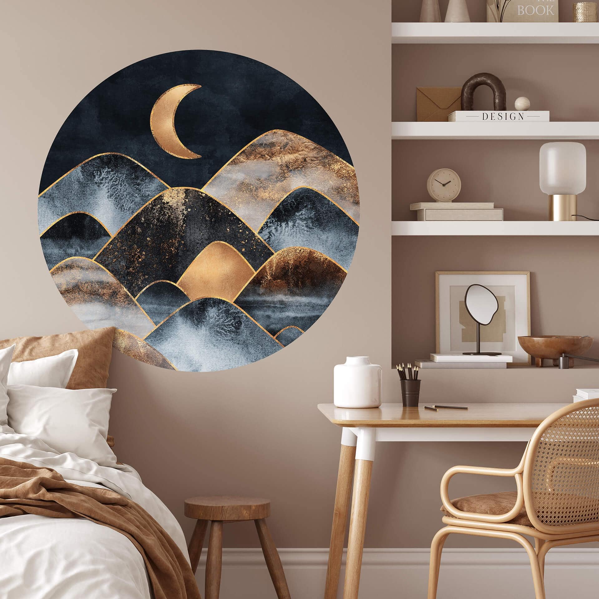 Vinilo decorativo Fredriksson - Montañas a la luz dorada de la luna - Redondo