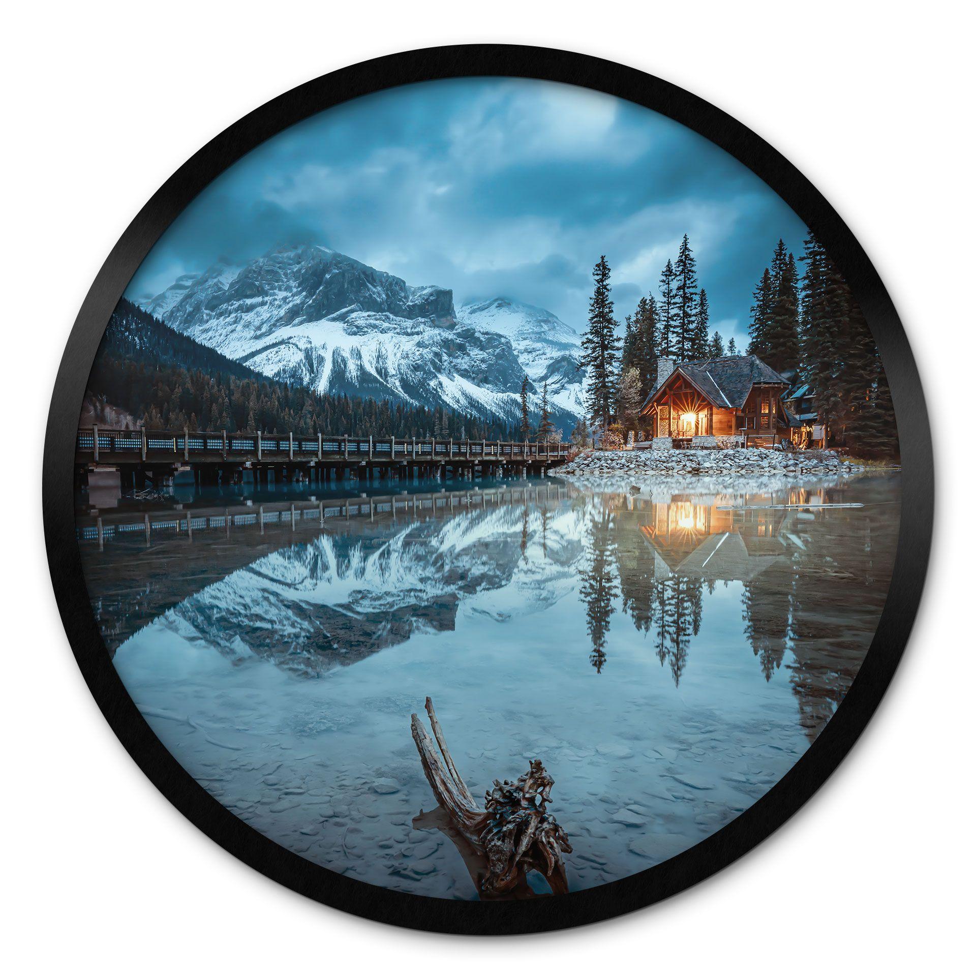 Póster Idilio de montaña en el lago del atardecer - Bing Li - Round