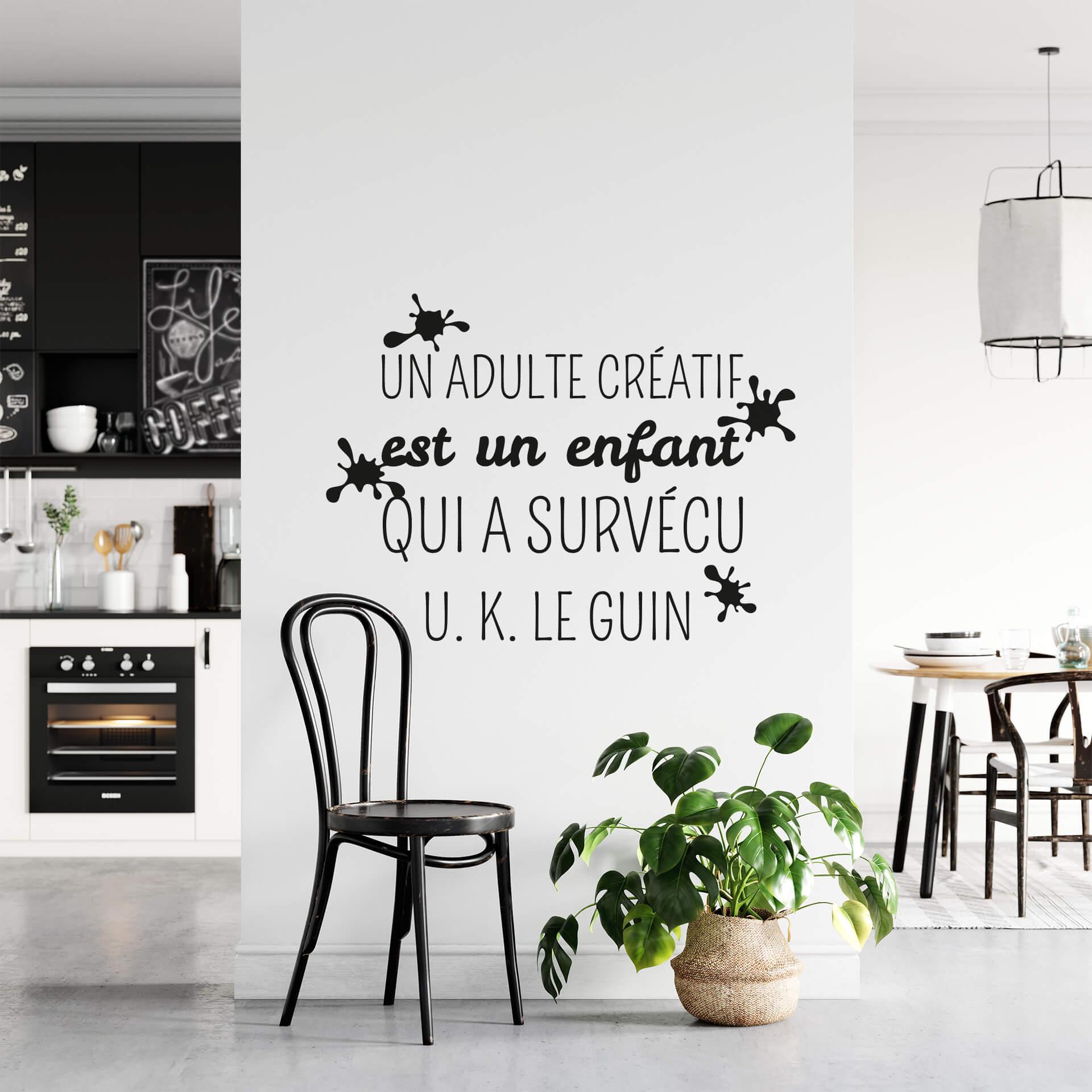 Sticker mural - Un adulte créatif...