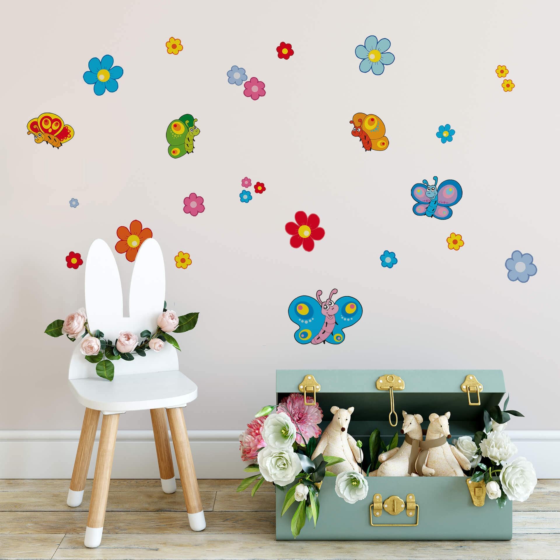 Sticker mural - Set de Fleurs et Papillons