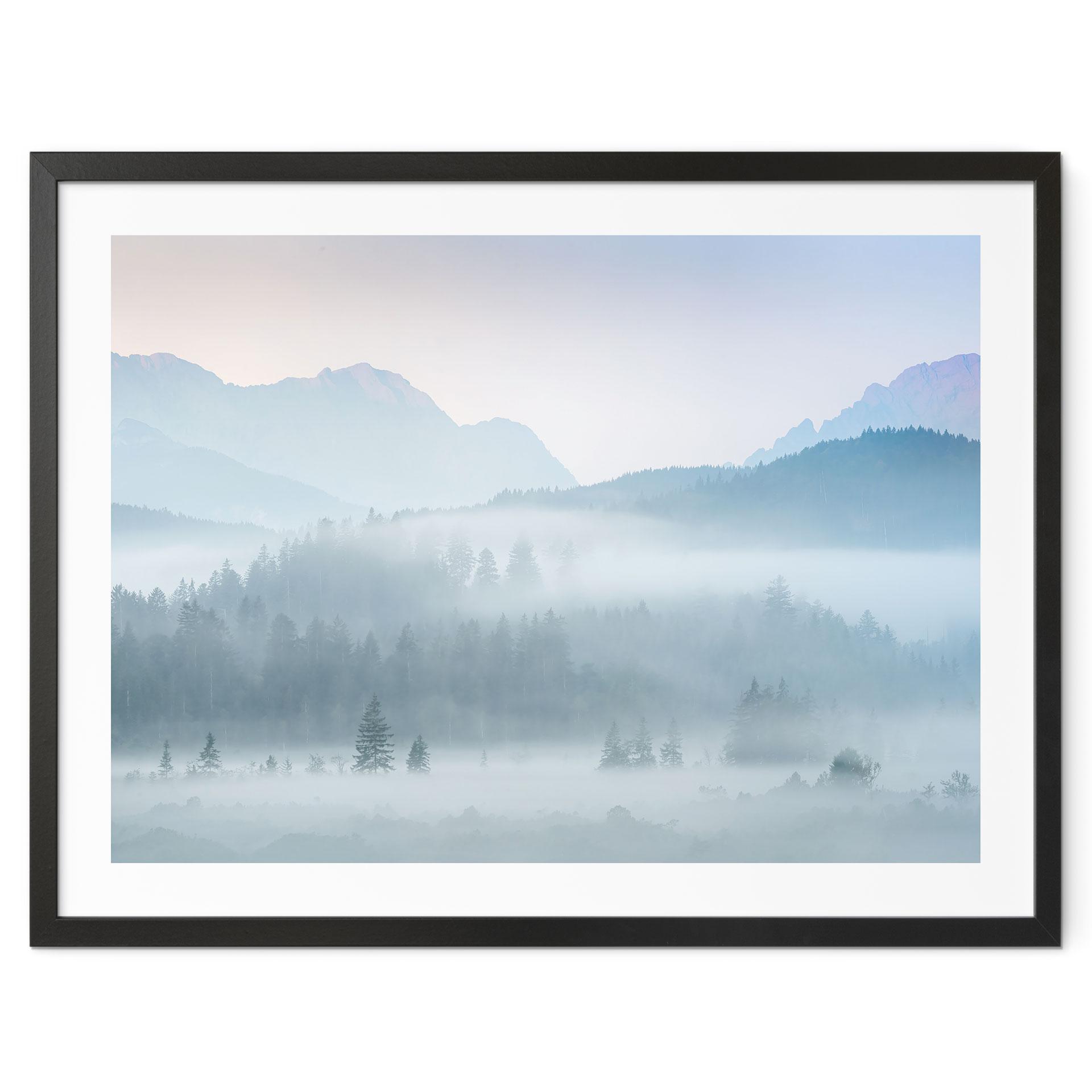 Póster Paisaje forestal brumoso en otoño - Eisenmann