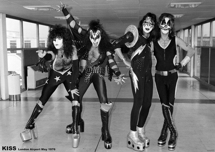Plakat Kiss - London Airport, maj 1975, Plakat (84 x 59,4 cm)